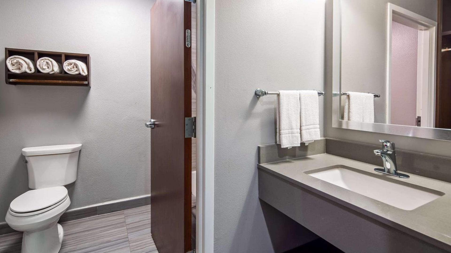 Best Western Town Center Inn photo 21
