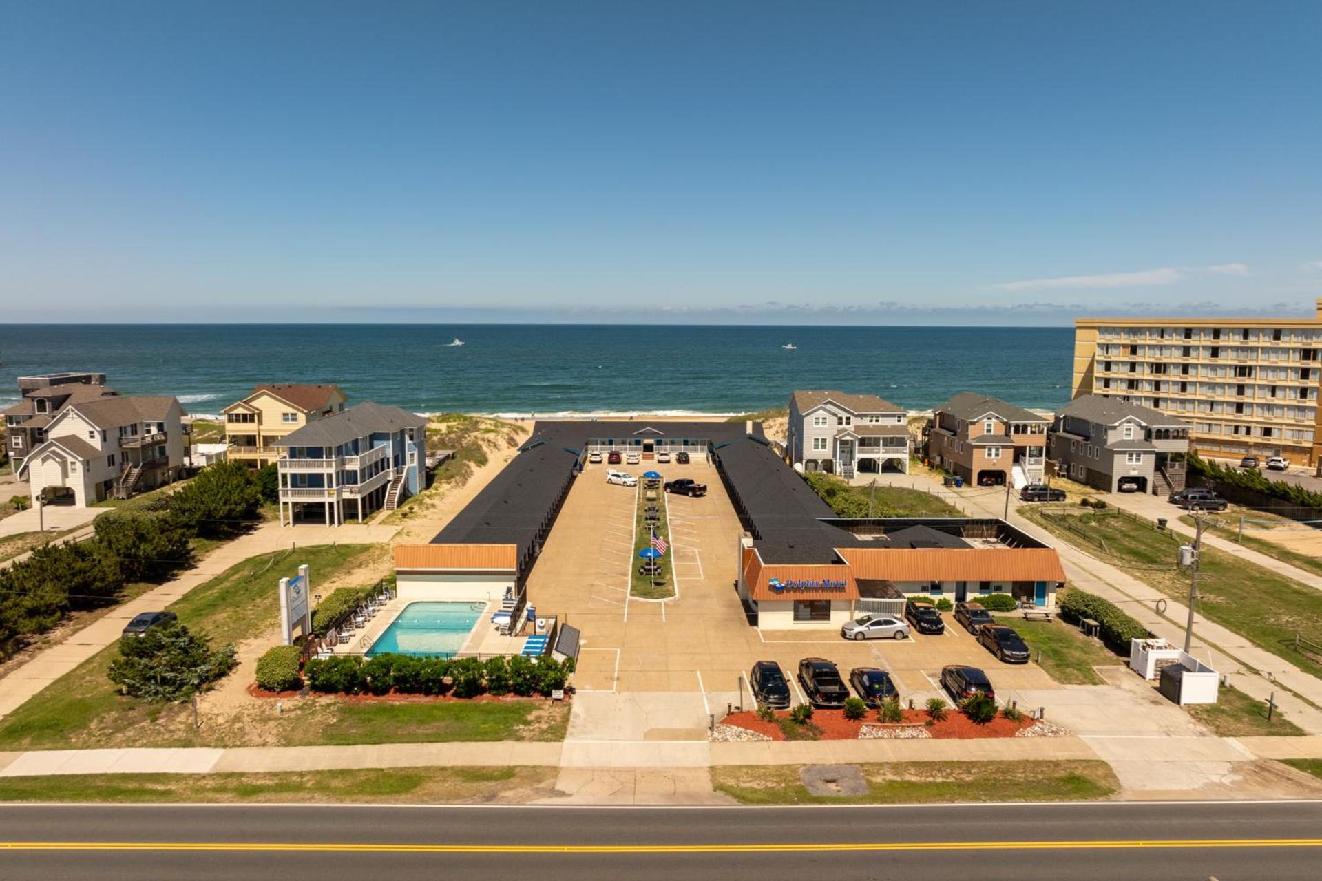 Dolphin Oceanfront Motel - Nags Head — hotel in Nags Head