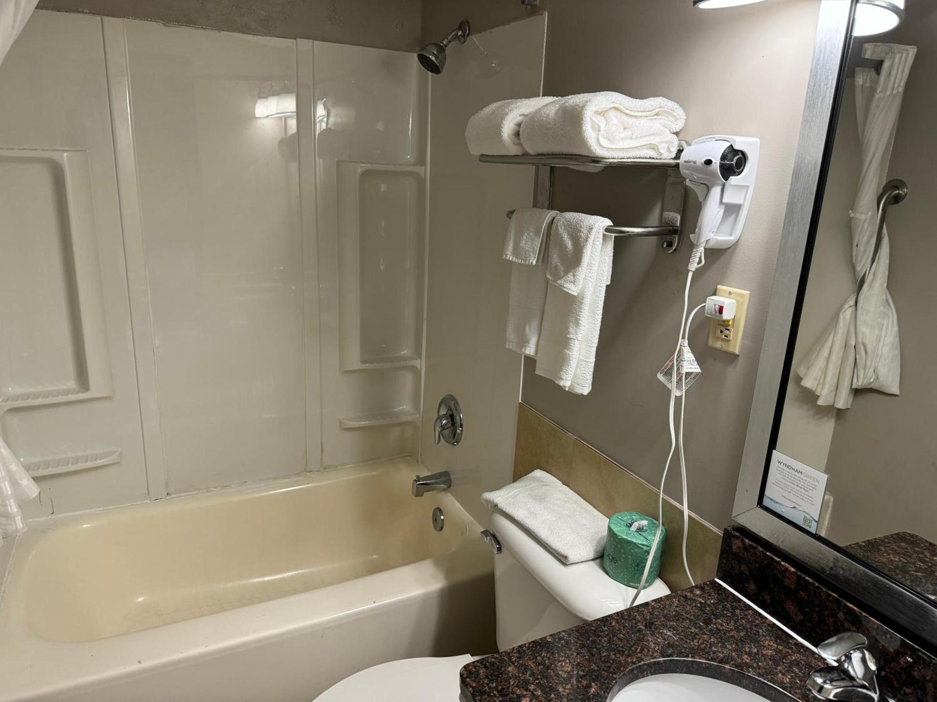 South Ridge Inn photo 13