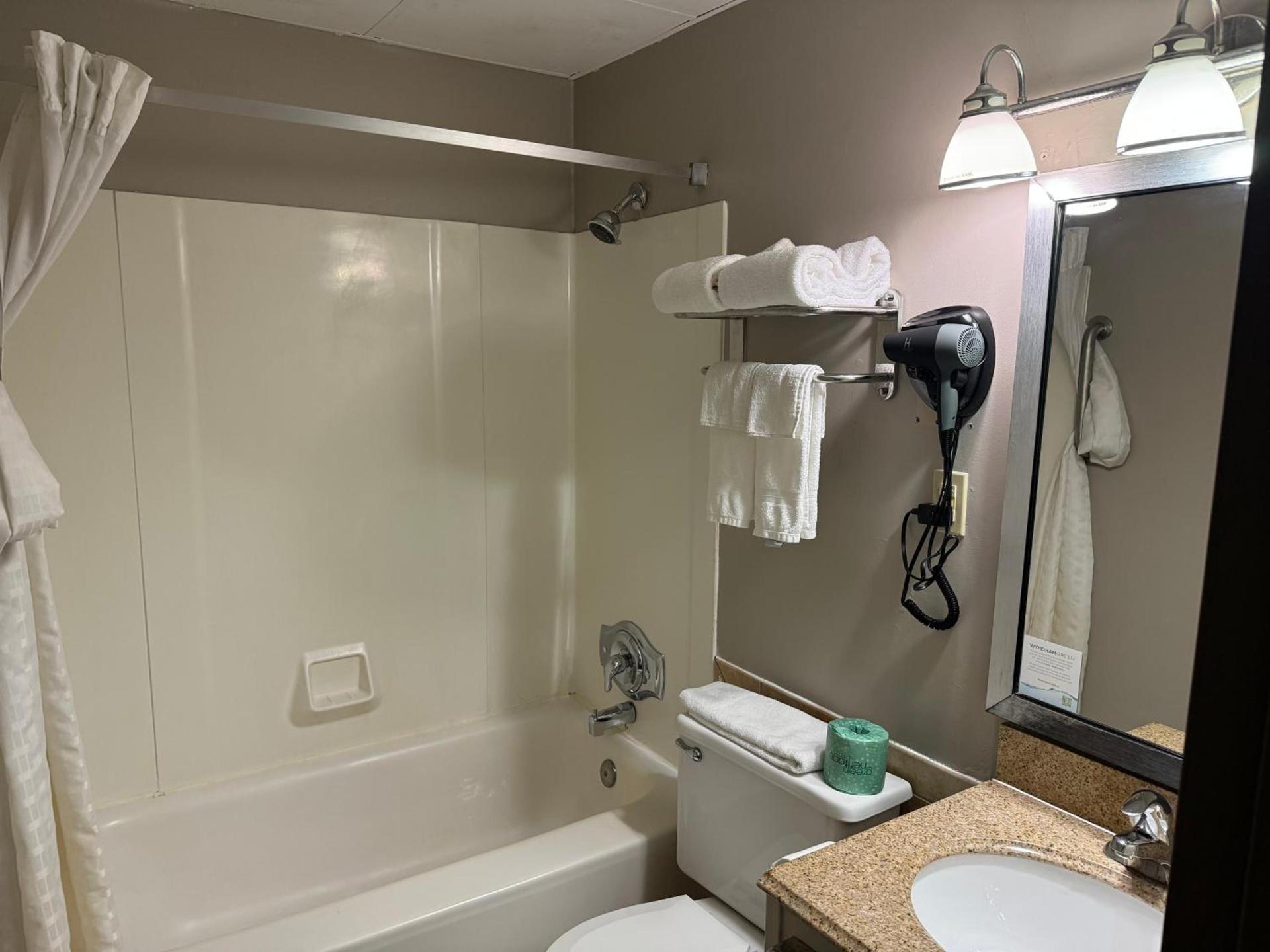 South Ridge Inn photo 19
