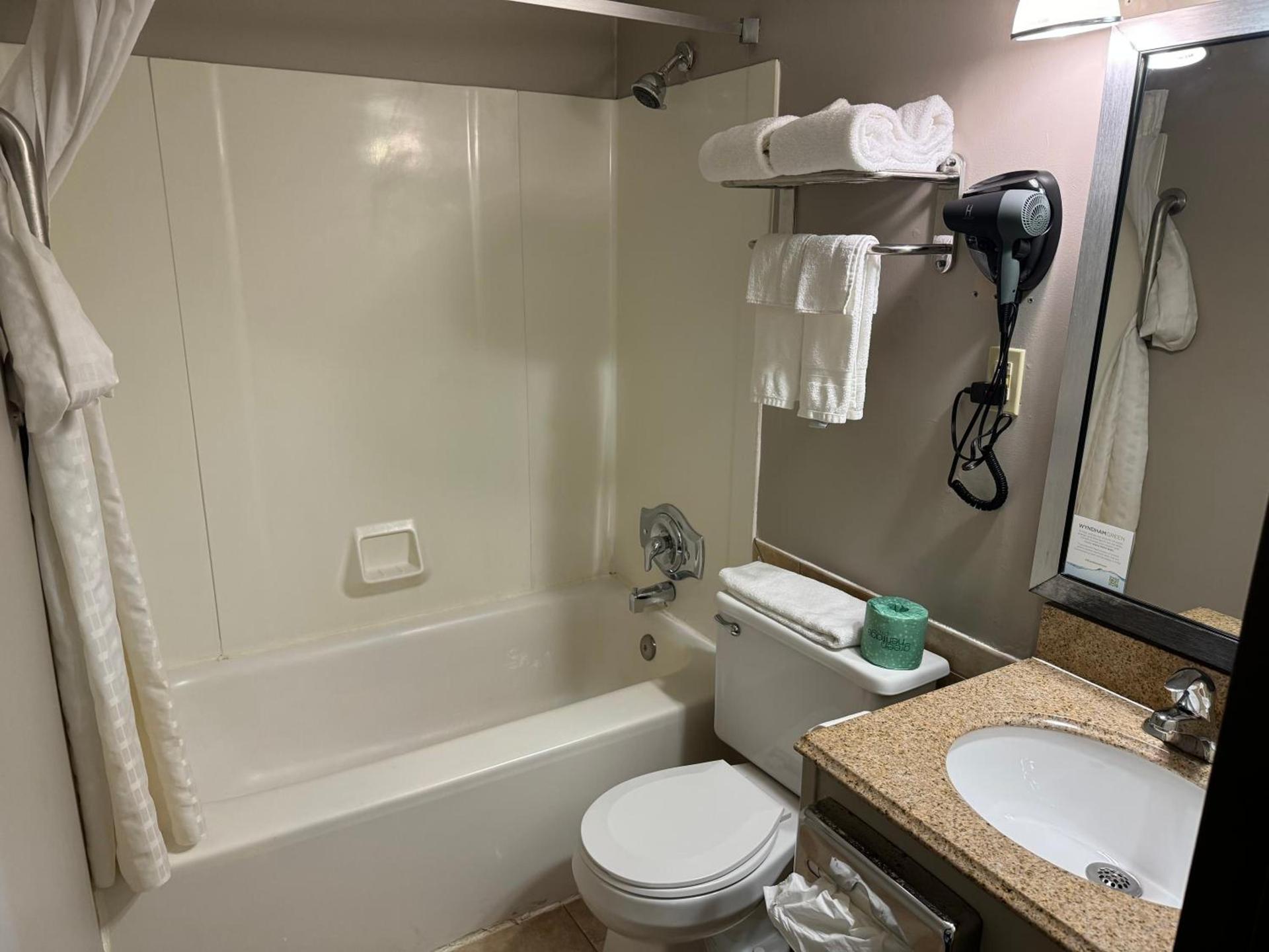 South Ridge Inn photo 25