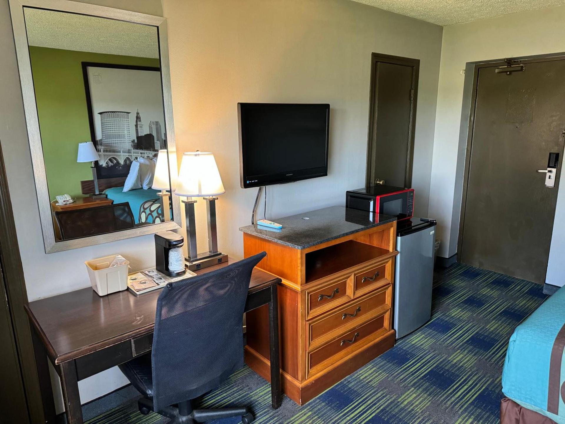 South Ridge Inn photo 9