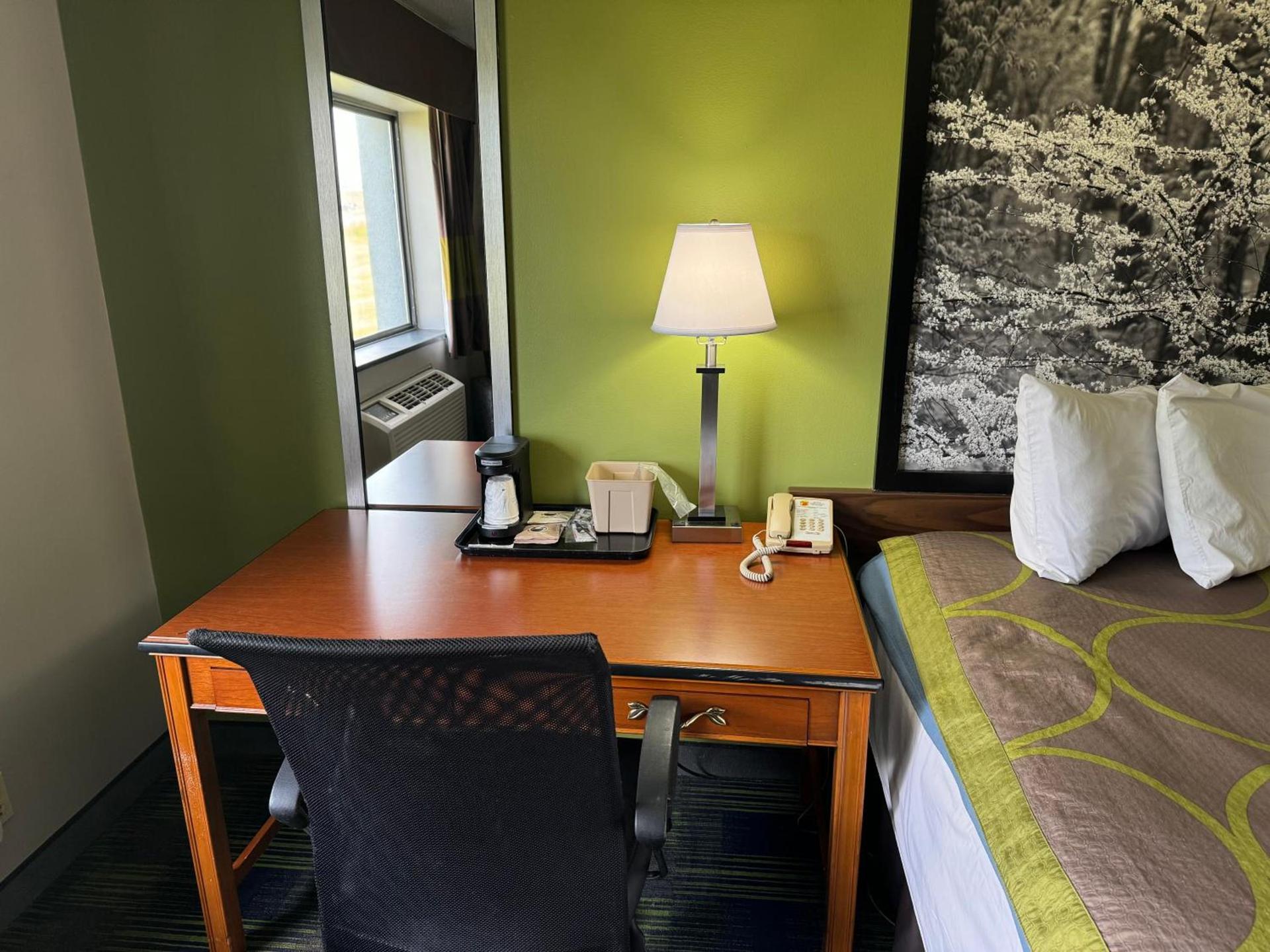 South Ridge Inn photo 11