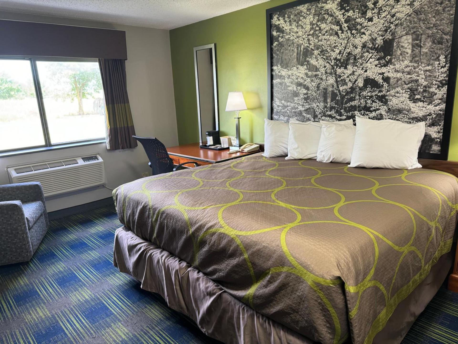 South Ridge Inn photo 5