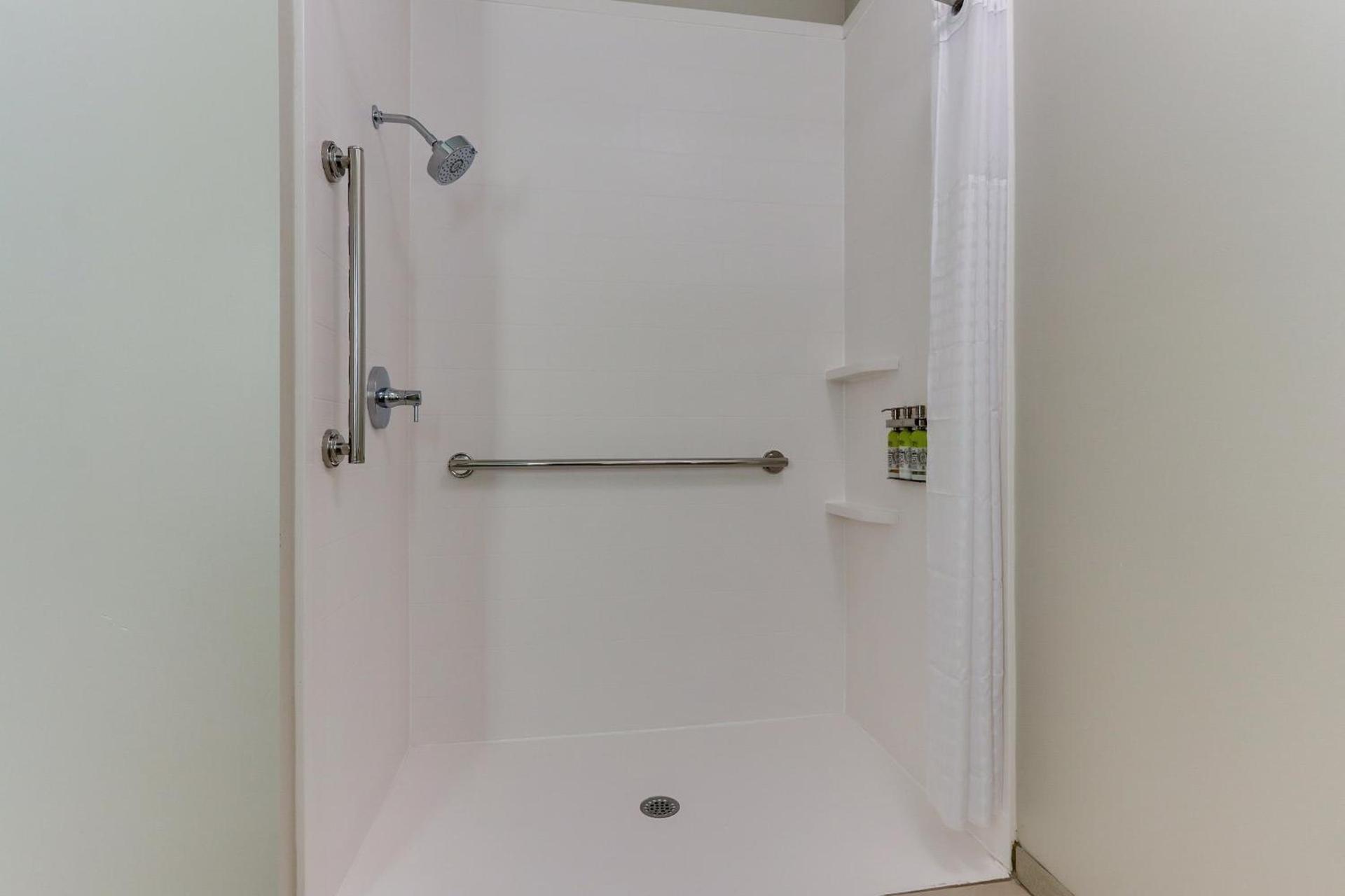 Holiday Inn Express Hotel & Suites Corbin by IHG photo 30
