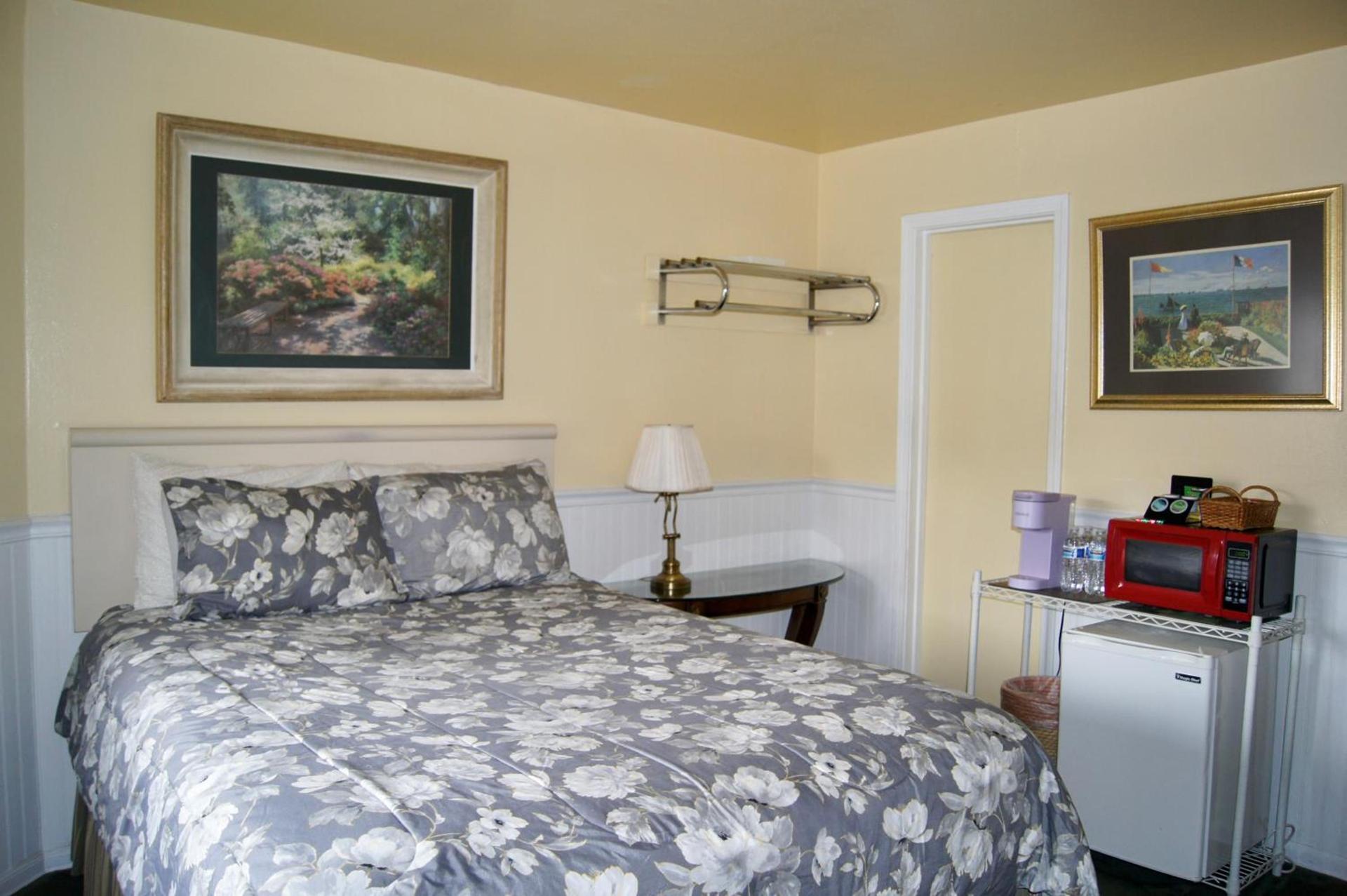 Flamingo Motel photo 8