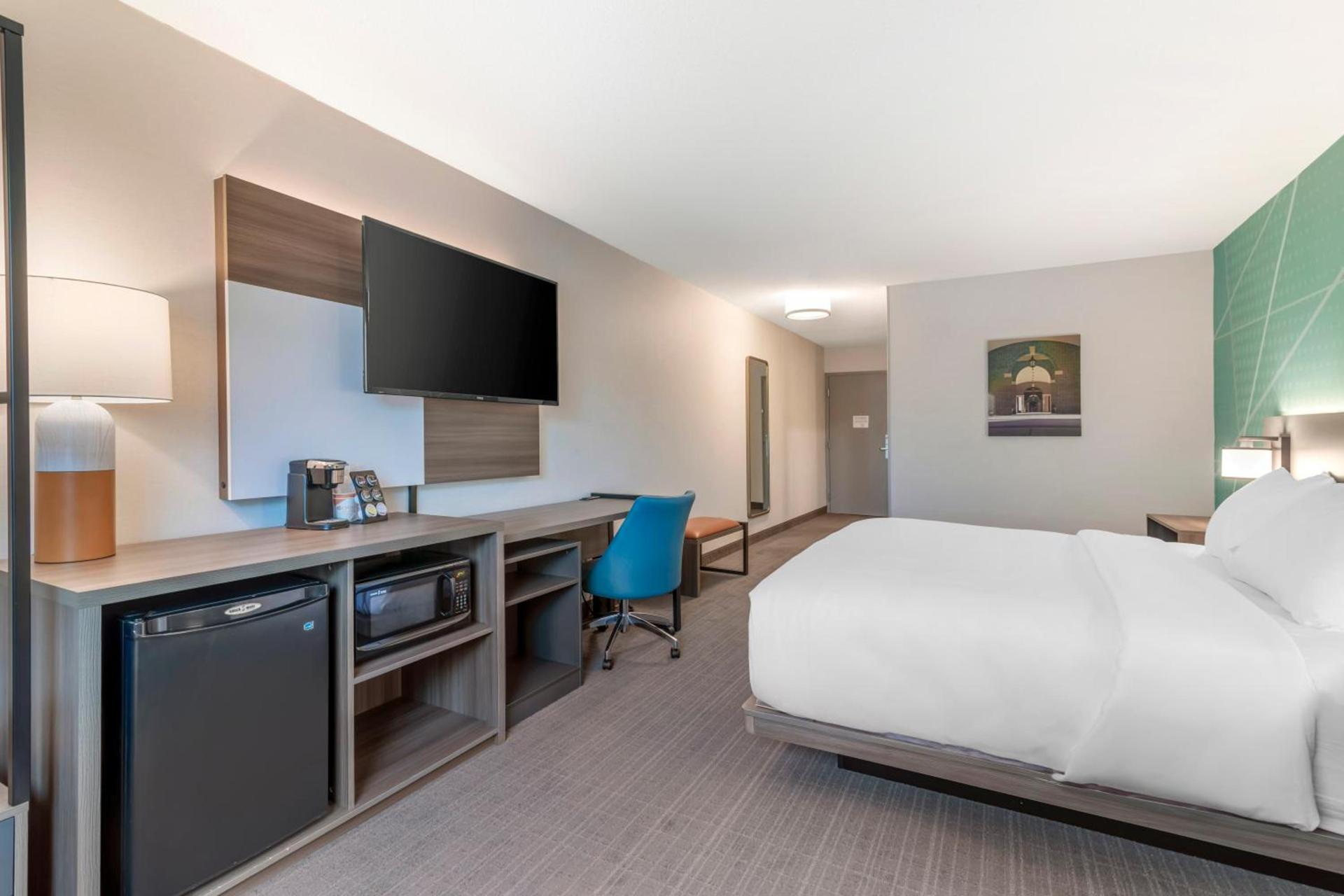 Comfort Inn & Suites Saratoga Springs photo 37