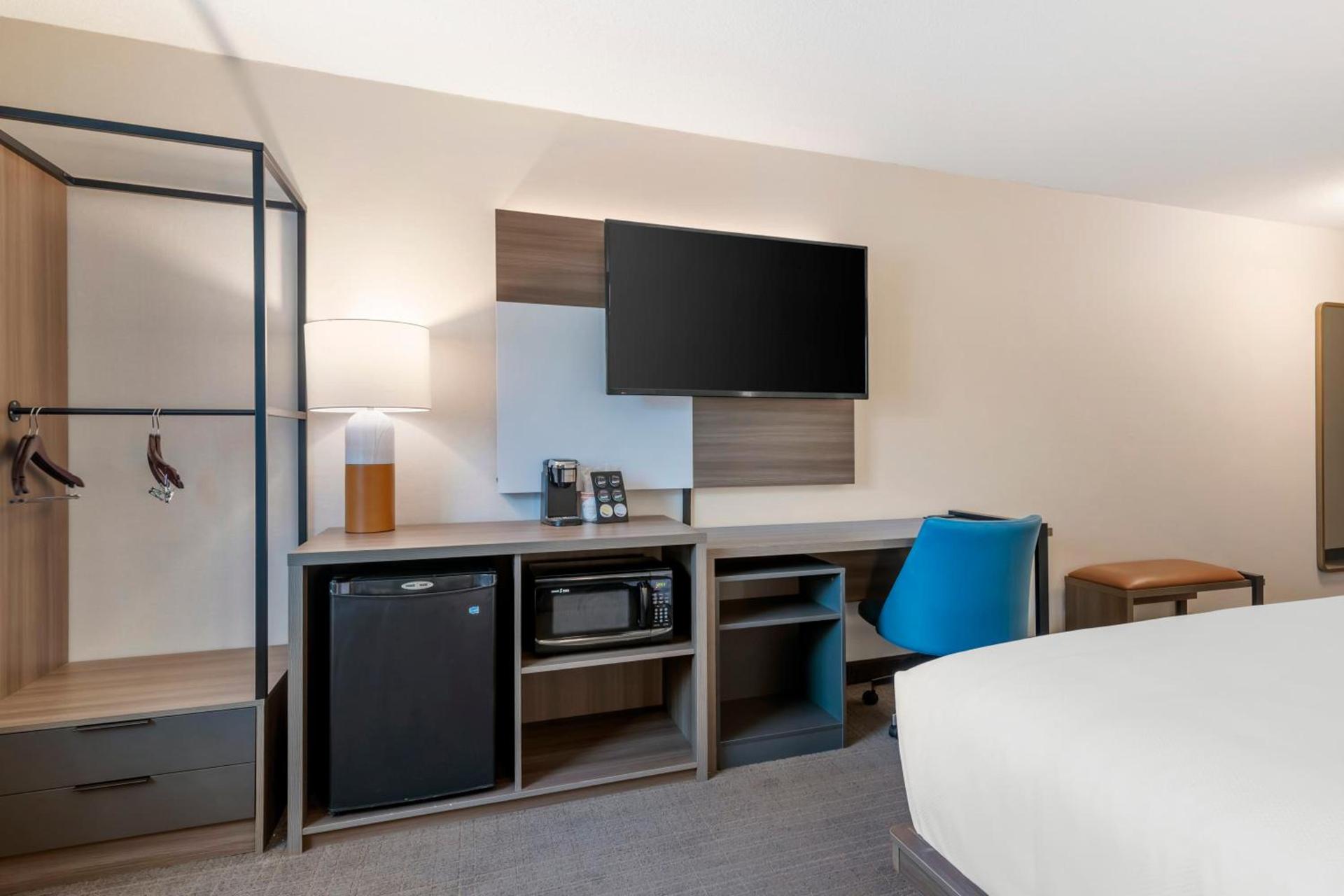 Comfort Inn & Suites Saratoga Springs photo 48