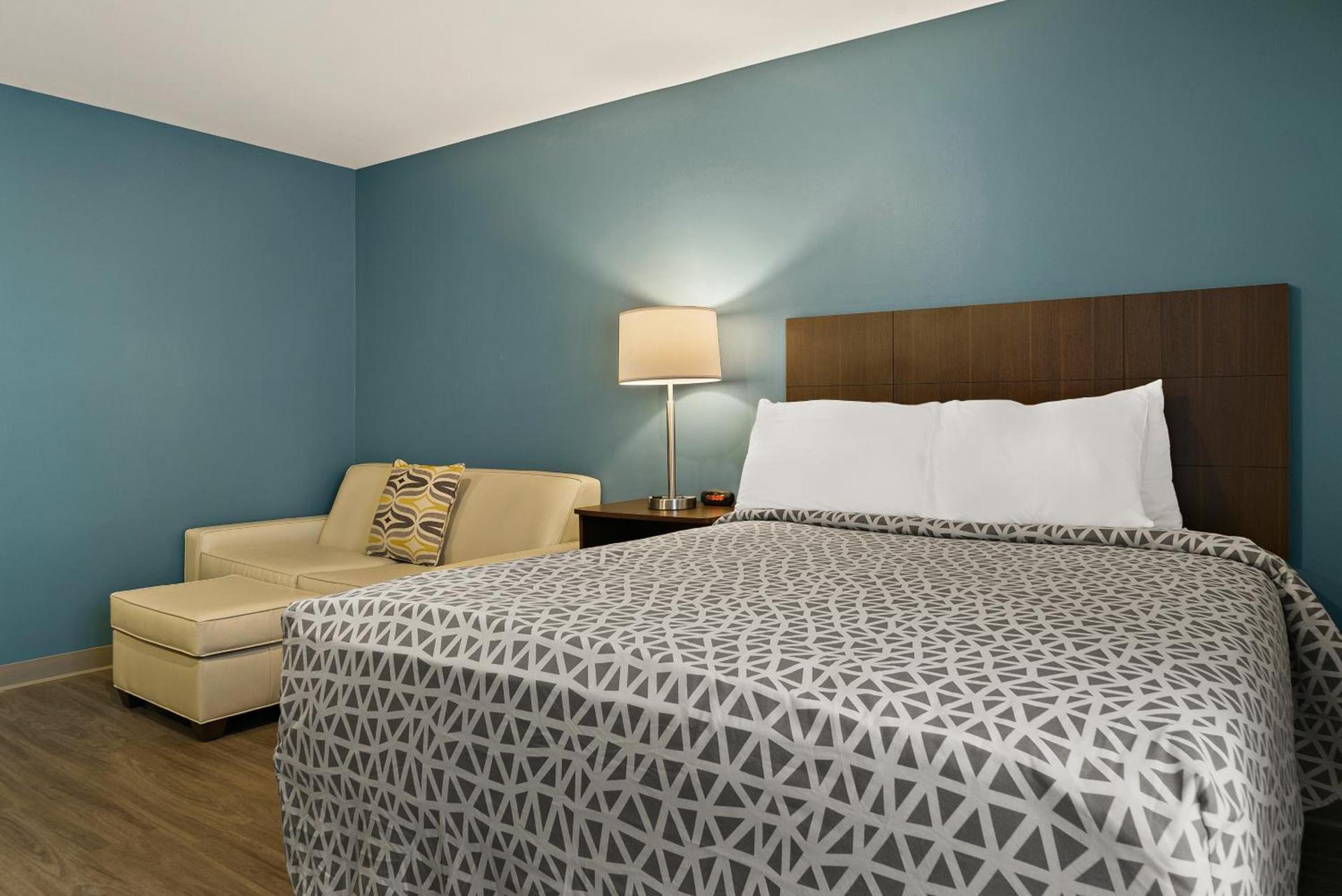 WoodSpring Suites Winston-Salem near Hanes Mall photo 19