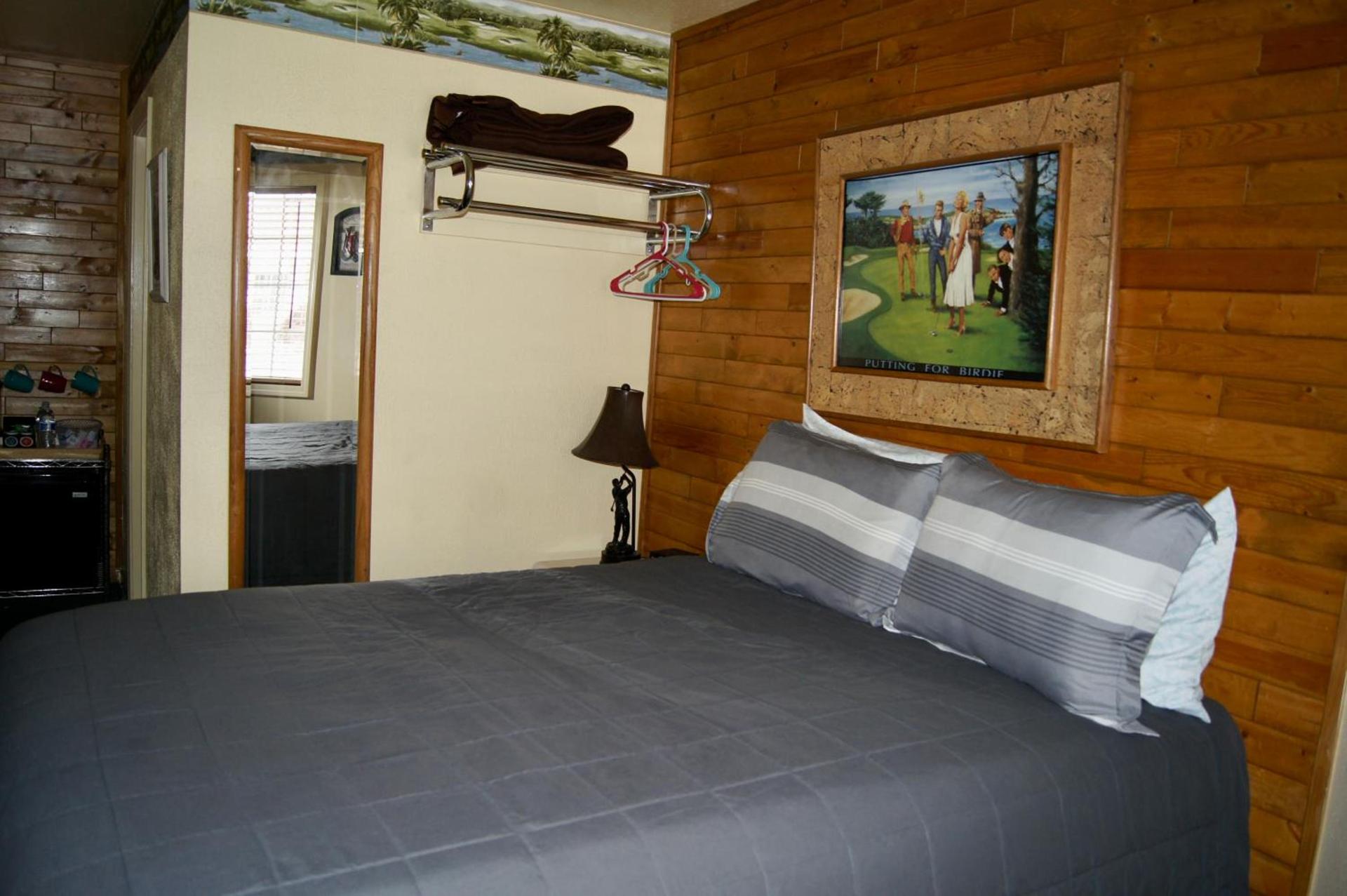 Flamingo Motel photo 13