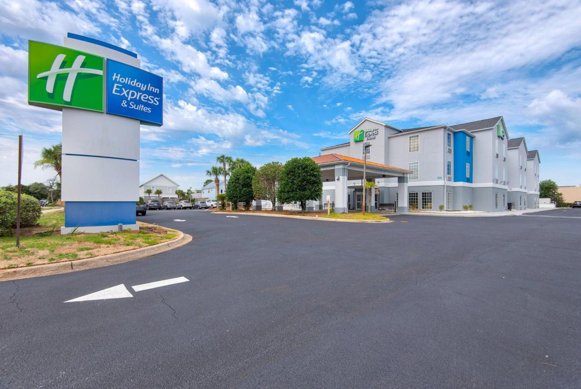 Holiday Inn Express Destin E - Commons Mall Area by IHG — hotel in Destin