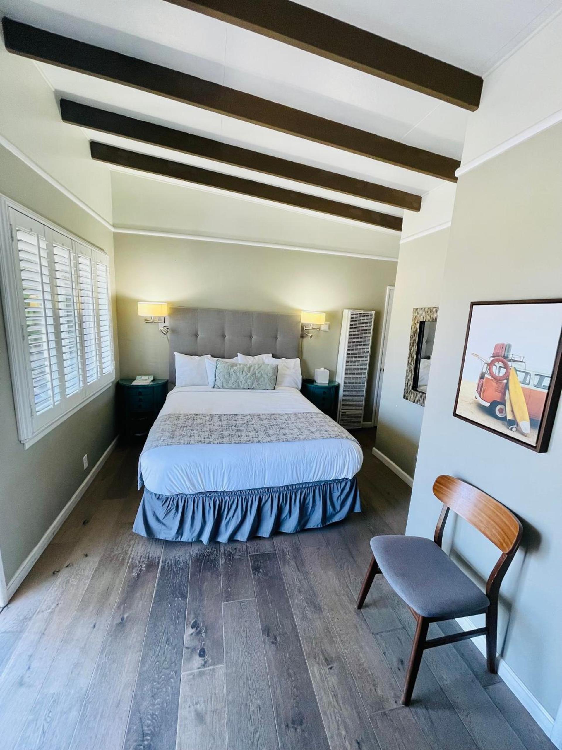 Pleasant Inn photo 2