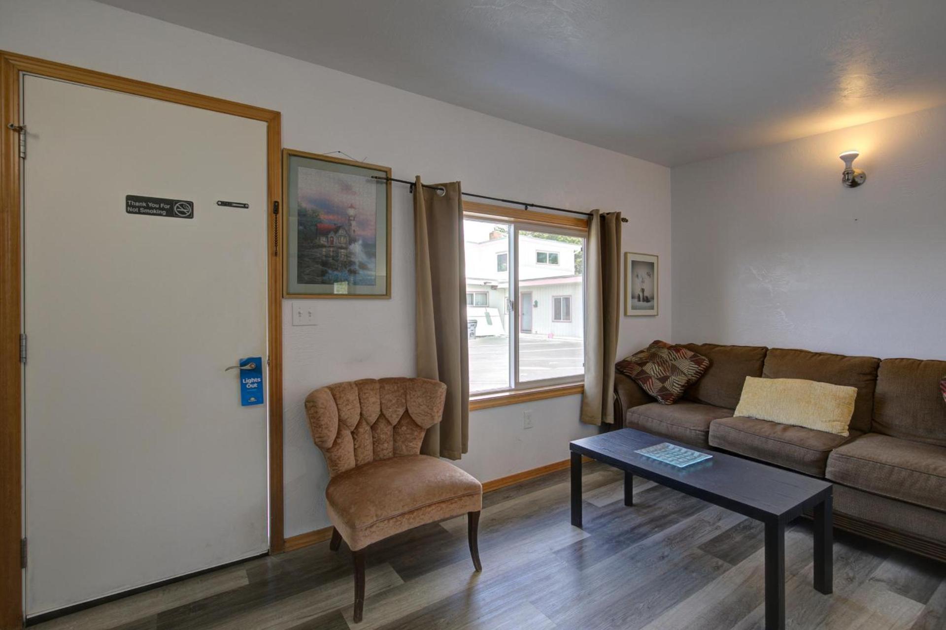 Westerly Motel photo 11