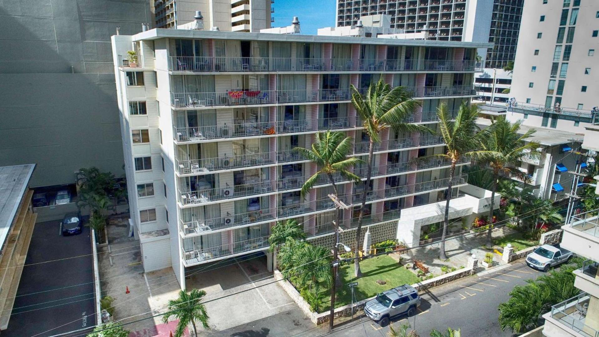 Ewa Hotel Waikiki photo 1