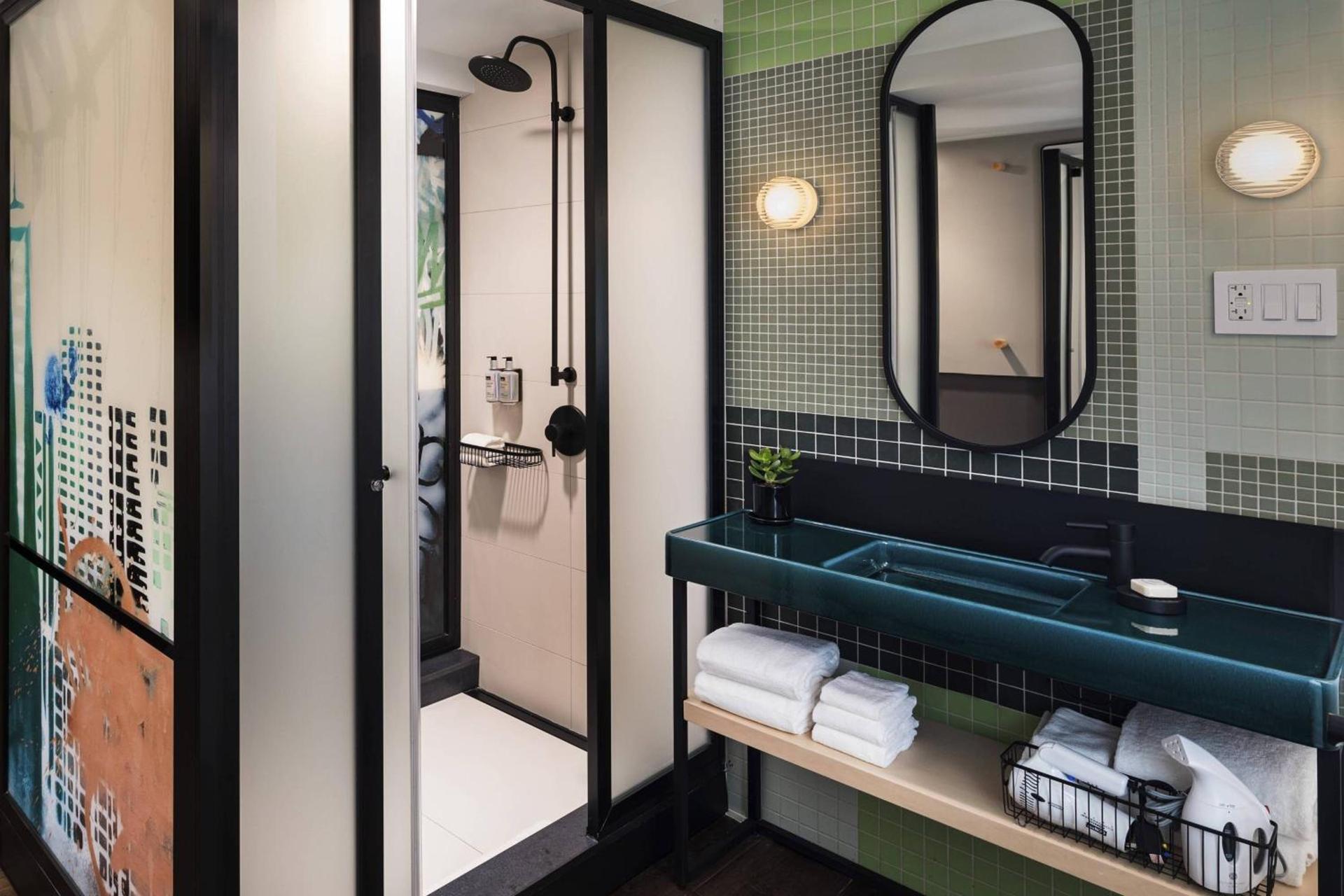 Moxy NYC East Village photo 25