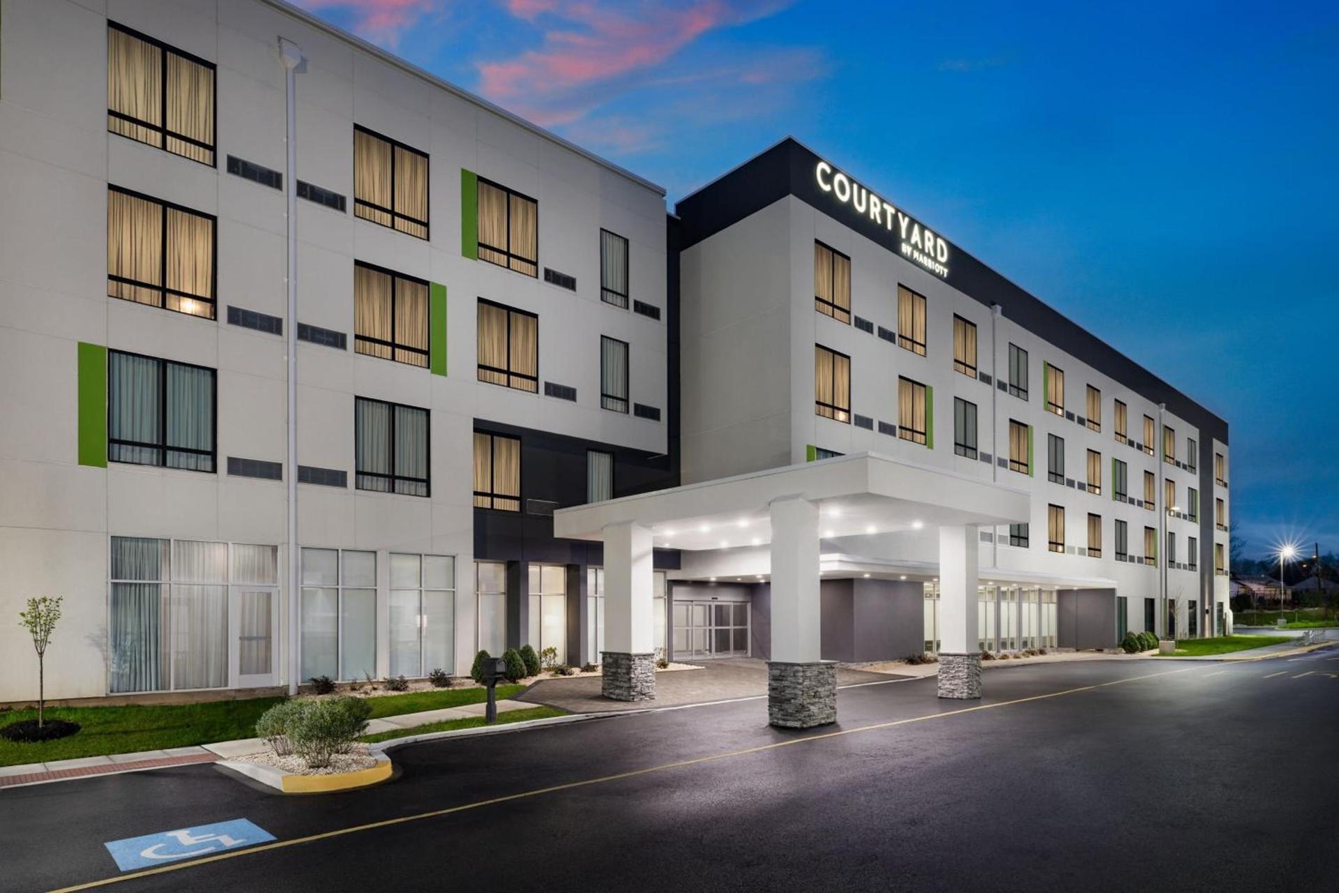 Courtyard by Marriott New Castle — hotel in New Castle