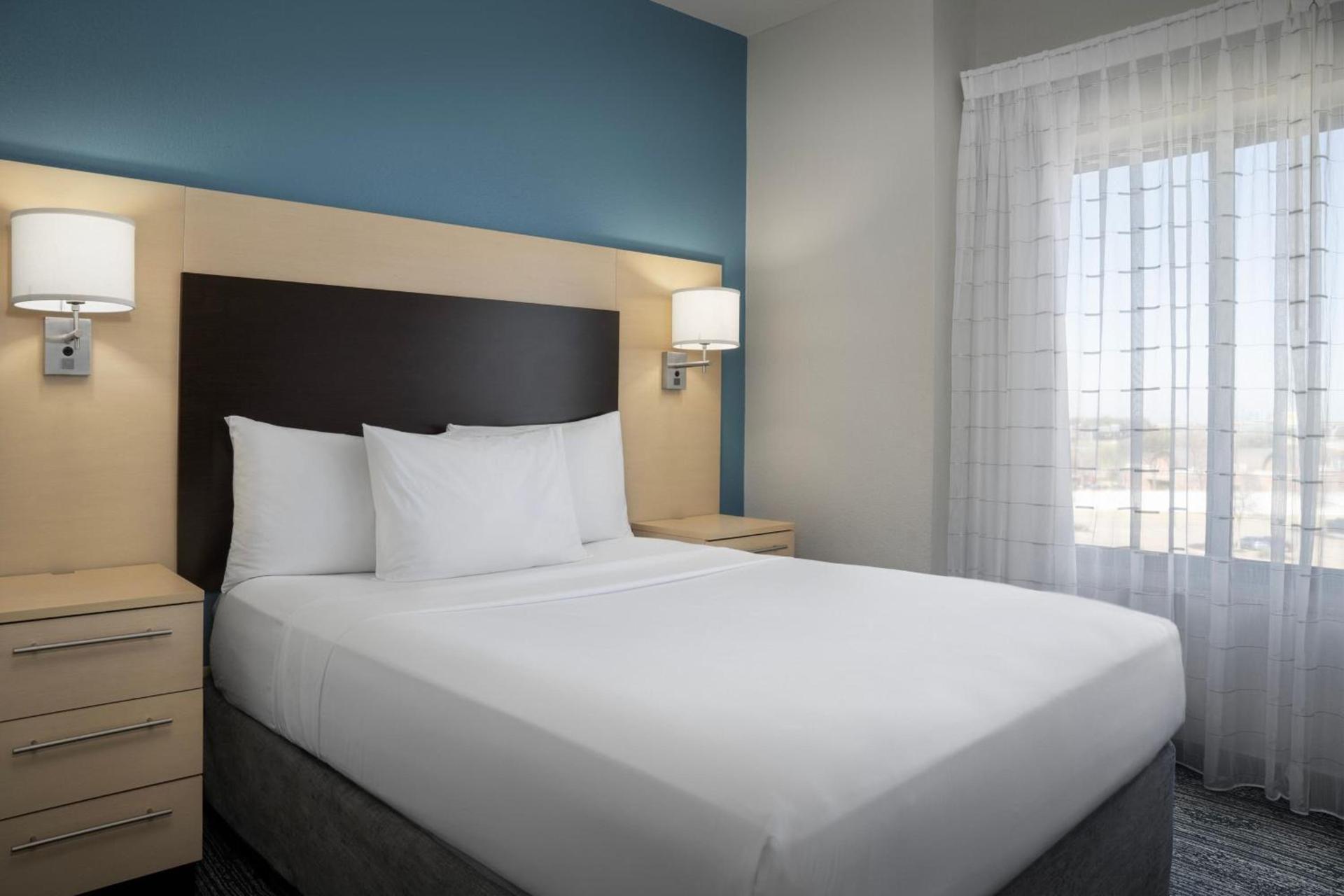 TownePlace Suites Dallas DeSoto photo 21
