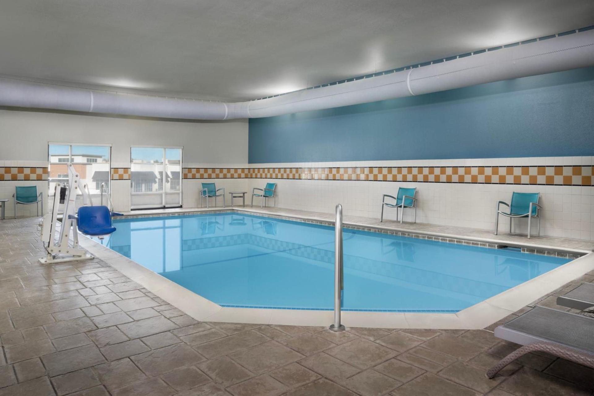 TownePlace Suites Dallas DeSoto photo 35