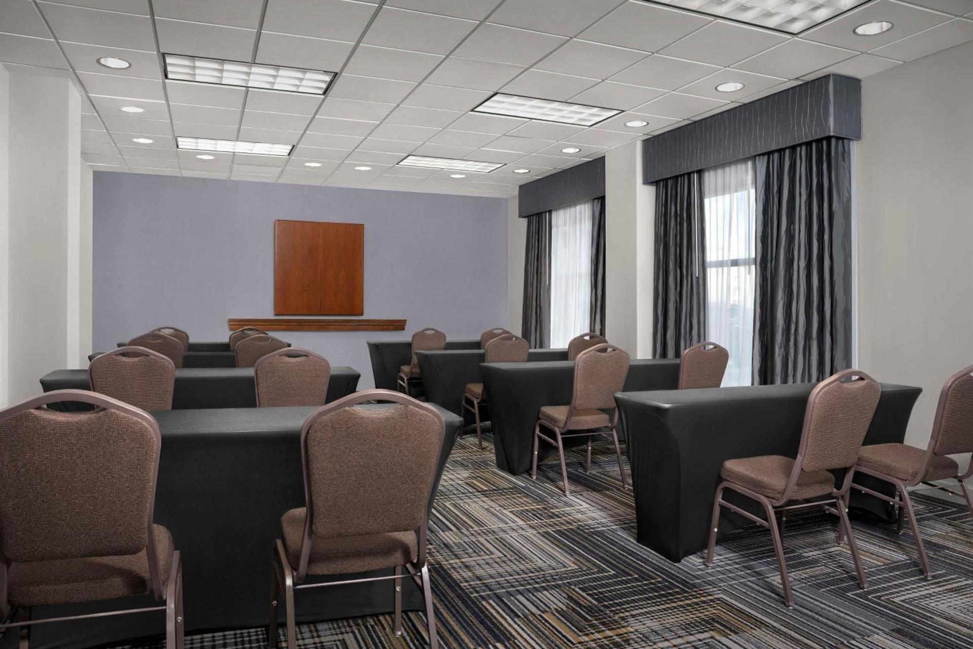 Homewood Suites by Hilton Omaha - Downtown photo 55