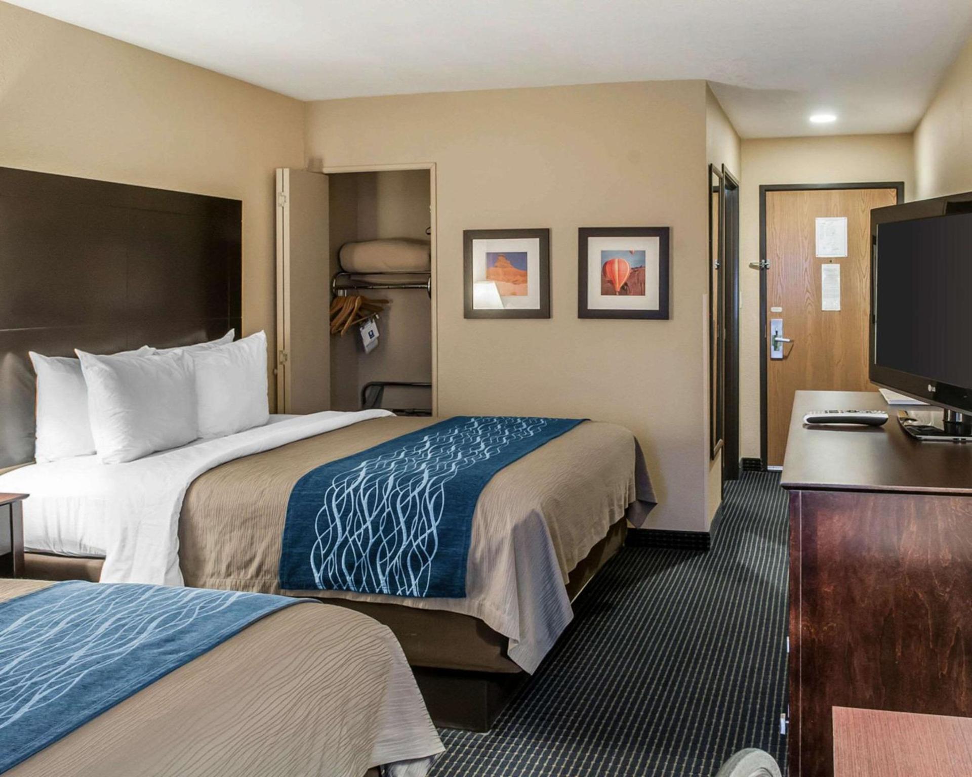 Comfort Inn Gallup I-40 Exit 20 photo 21