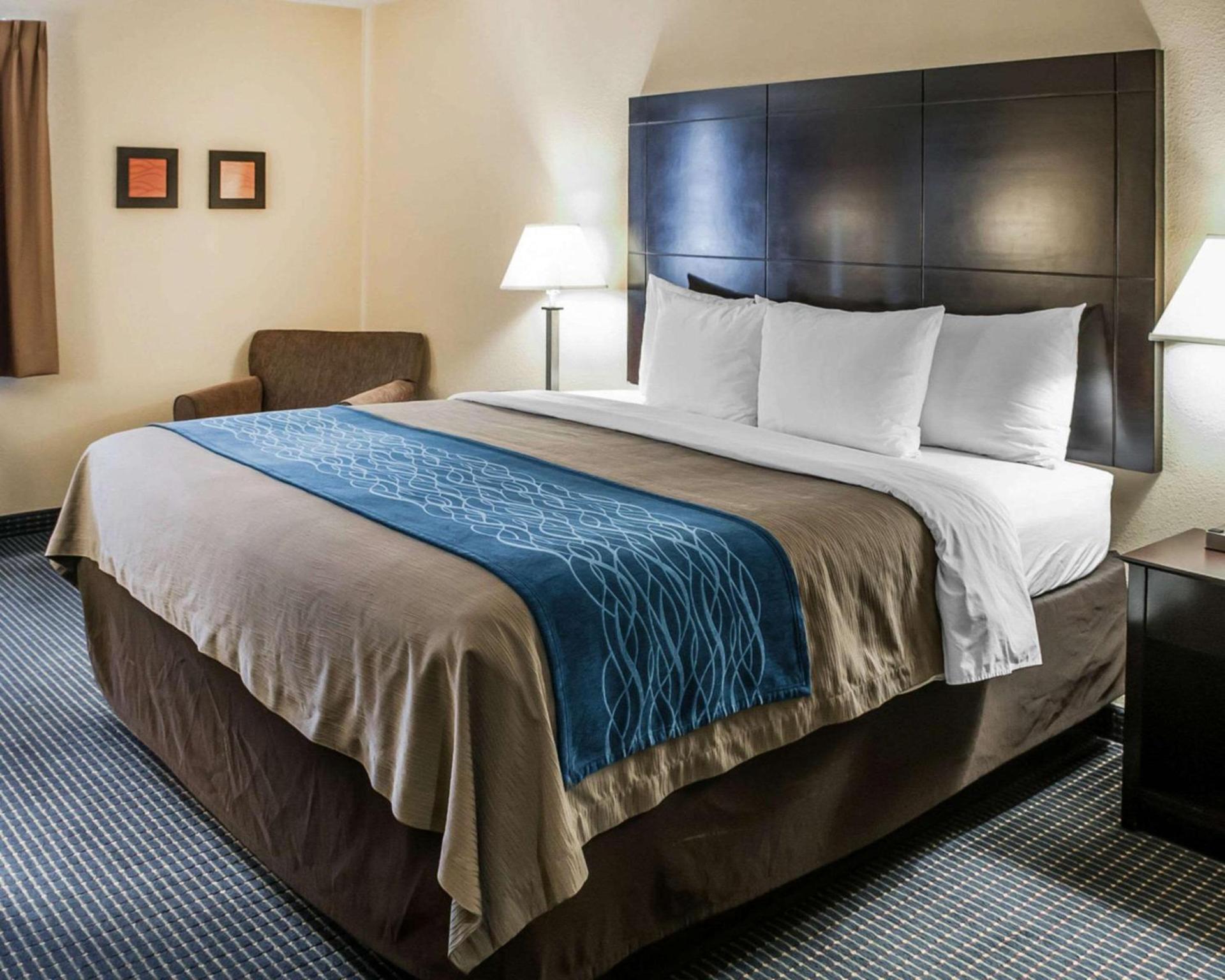 Comfort Inn Gallup I-40 Exit 20 photo 8