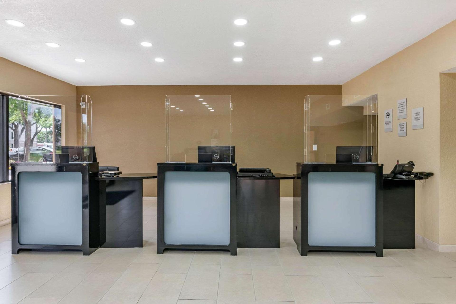 Clarion Inn Orlando International Drive - ICON Park photo 4