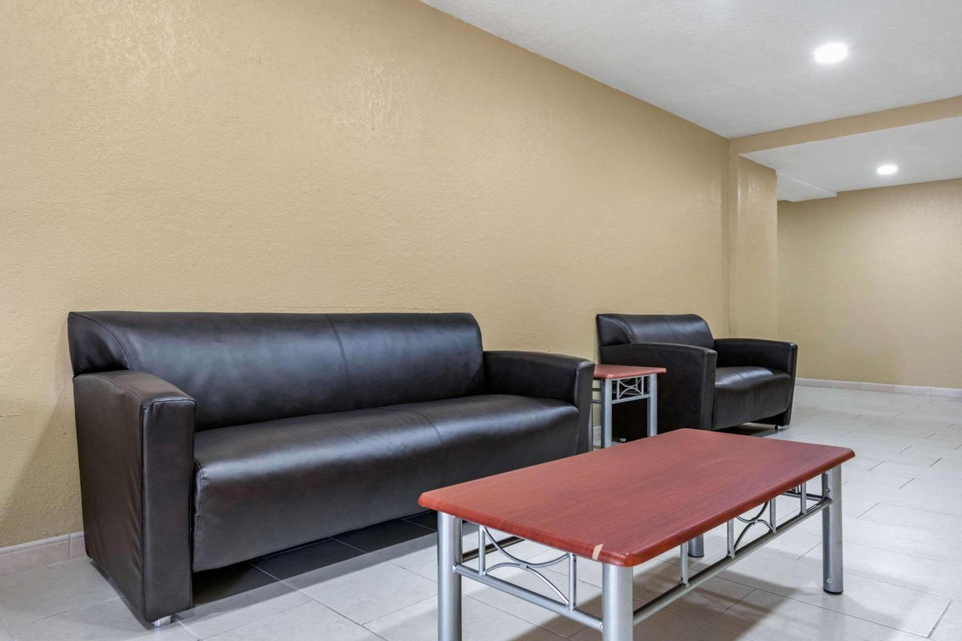 Clarion Inn Orlando International Drive - ICON Park photo 12