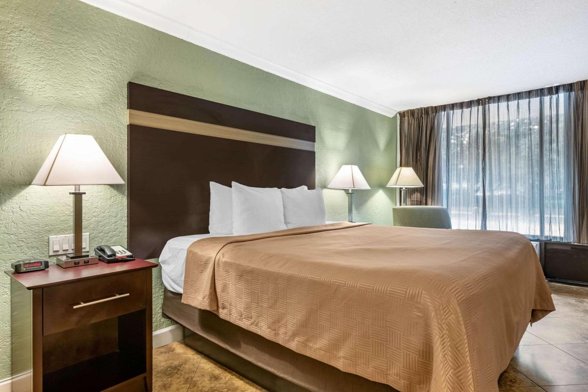 Clarion Inn Orlando International Drive - ICON Park photo 19