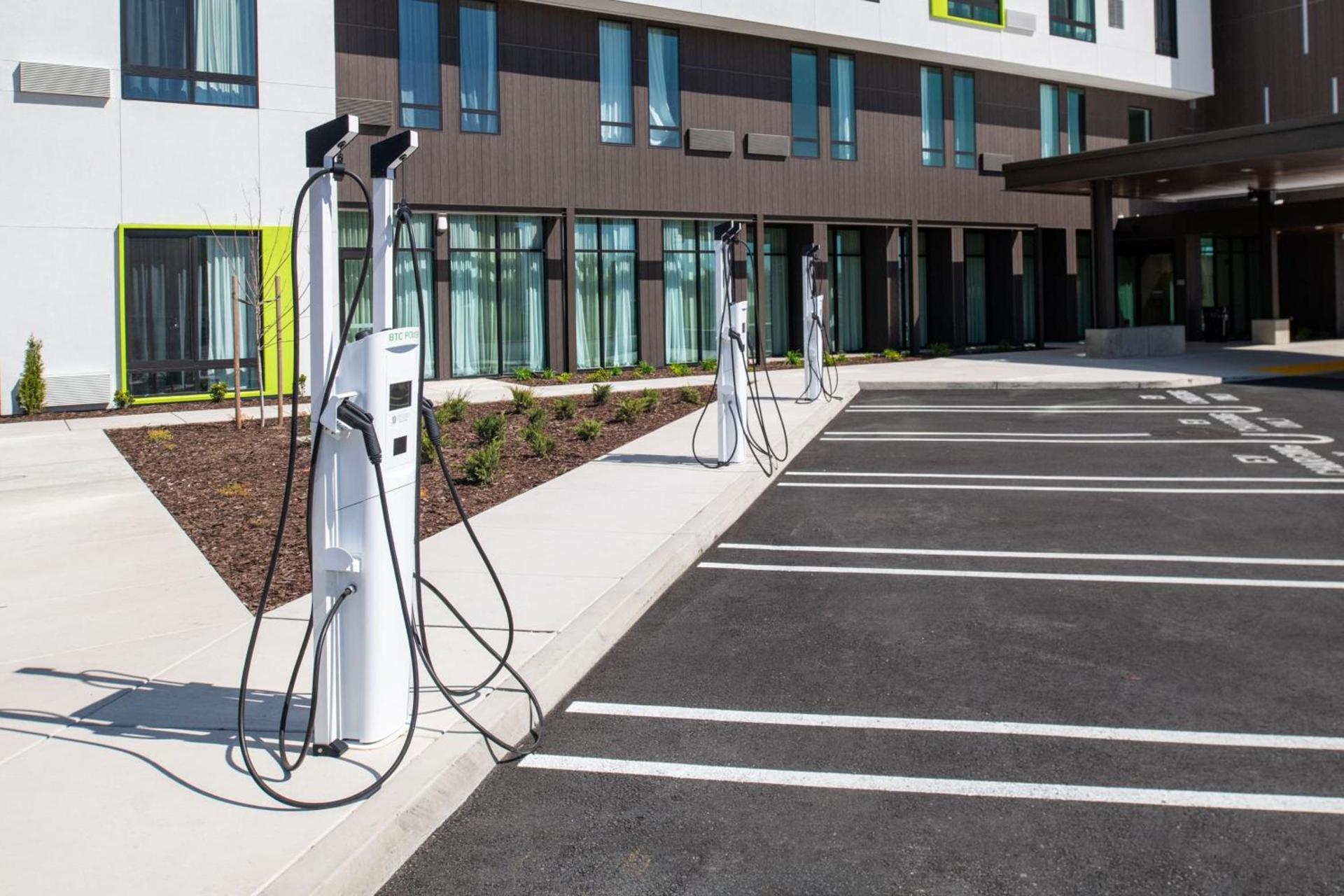 Courtyard by Marriott Modesto North photo 12