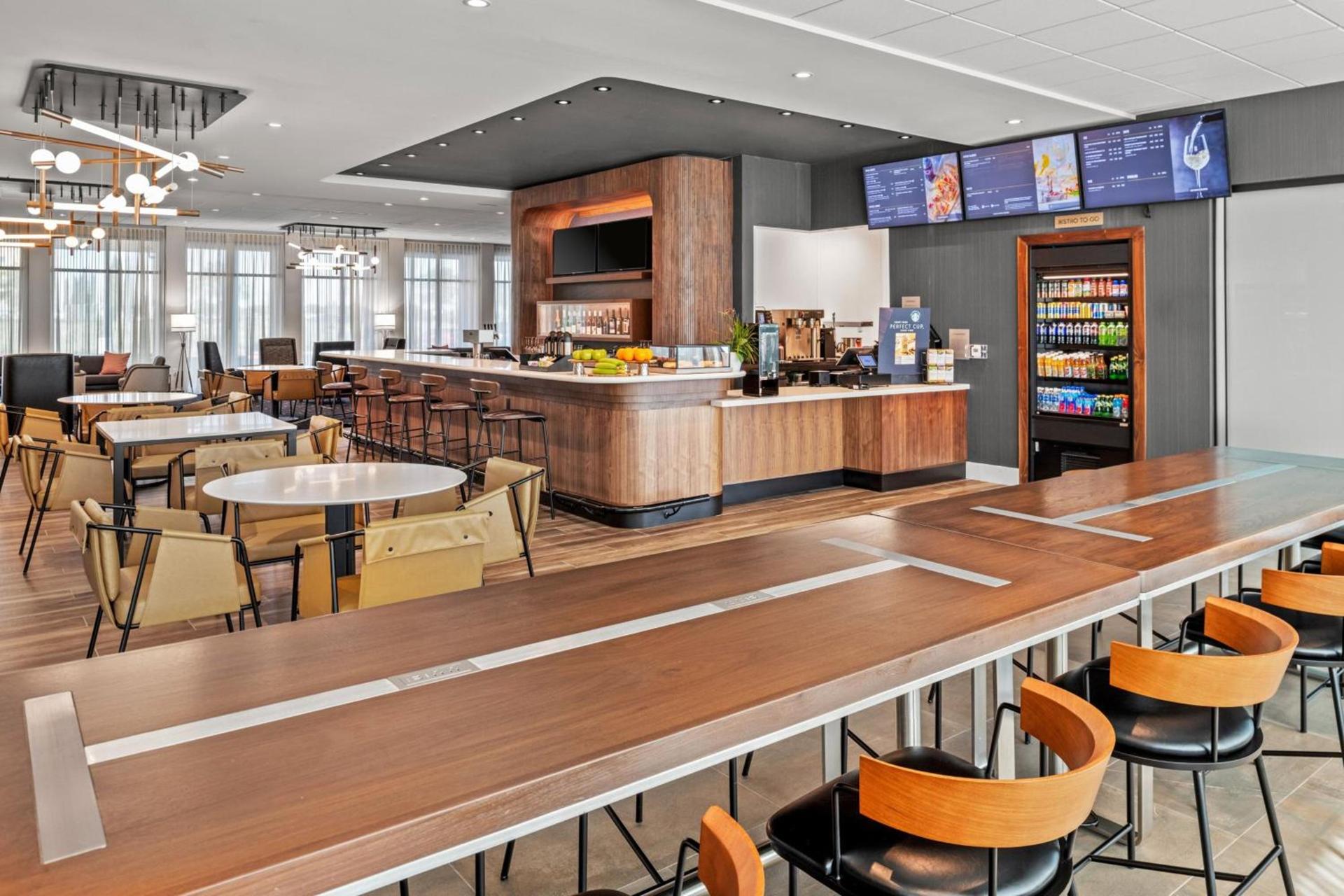 Courtyard by Marriott Modesto North photo 17