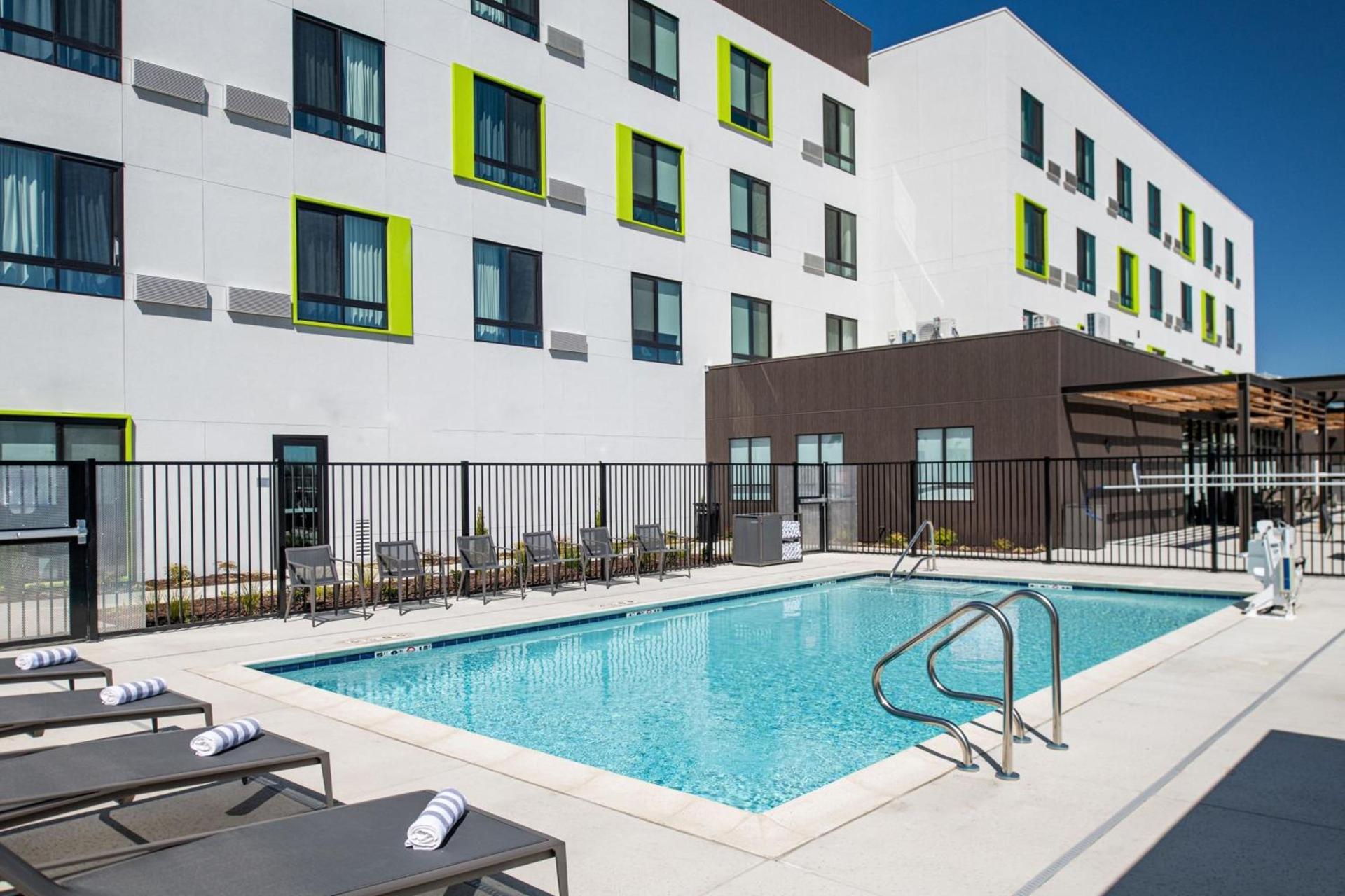 Courtyard by Marriott Modesto North photo 21