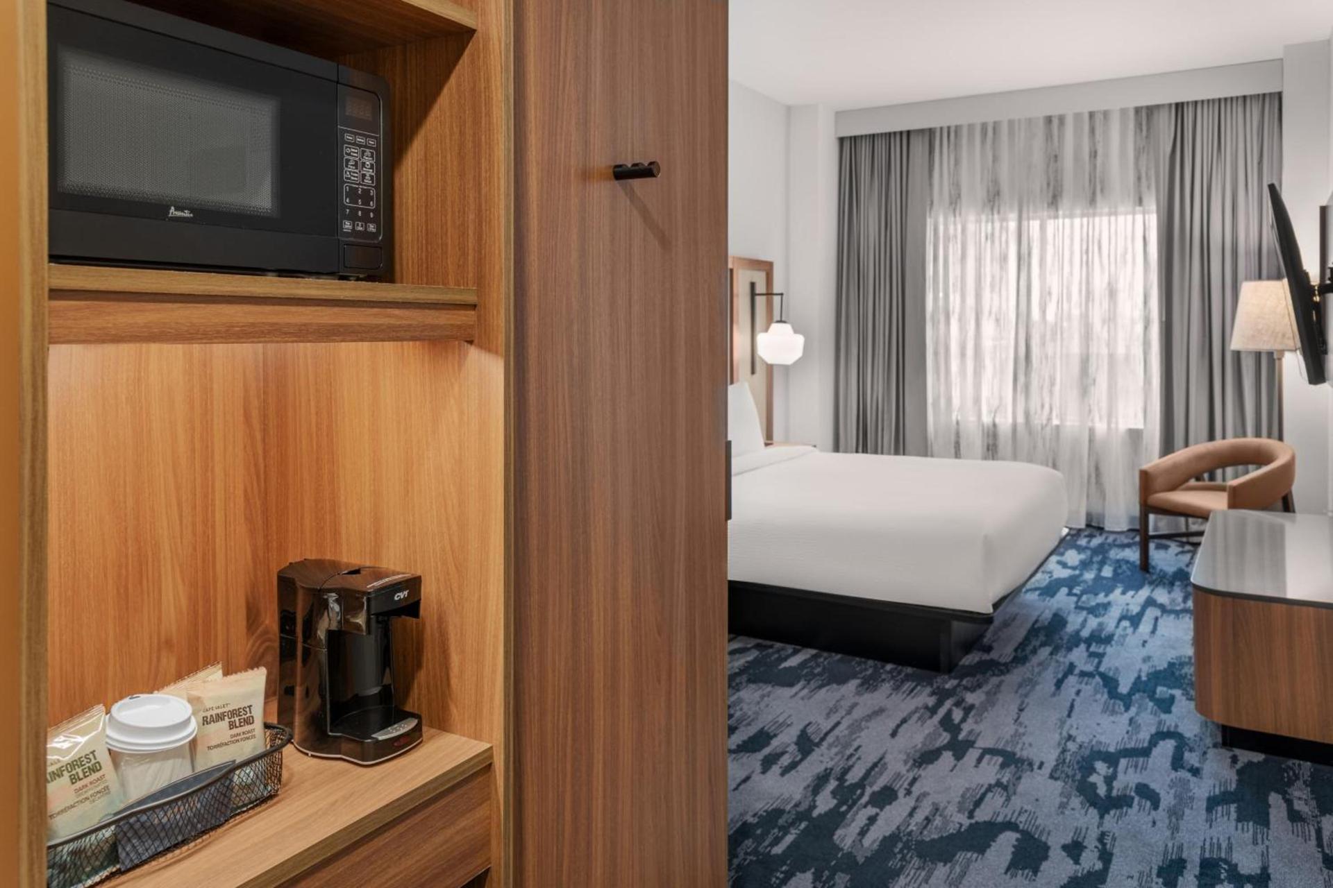 Fairfield Inn & Suites Austin Downtown photo 7