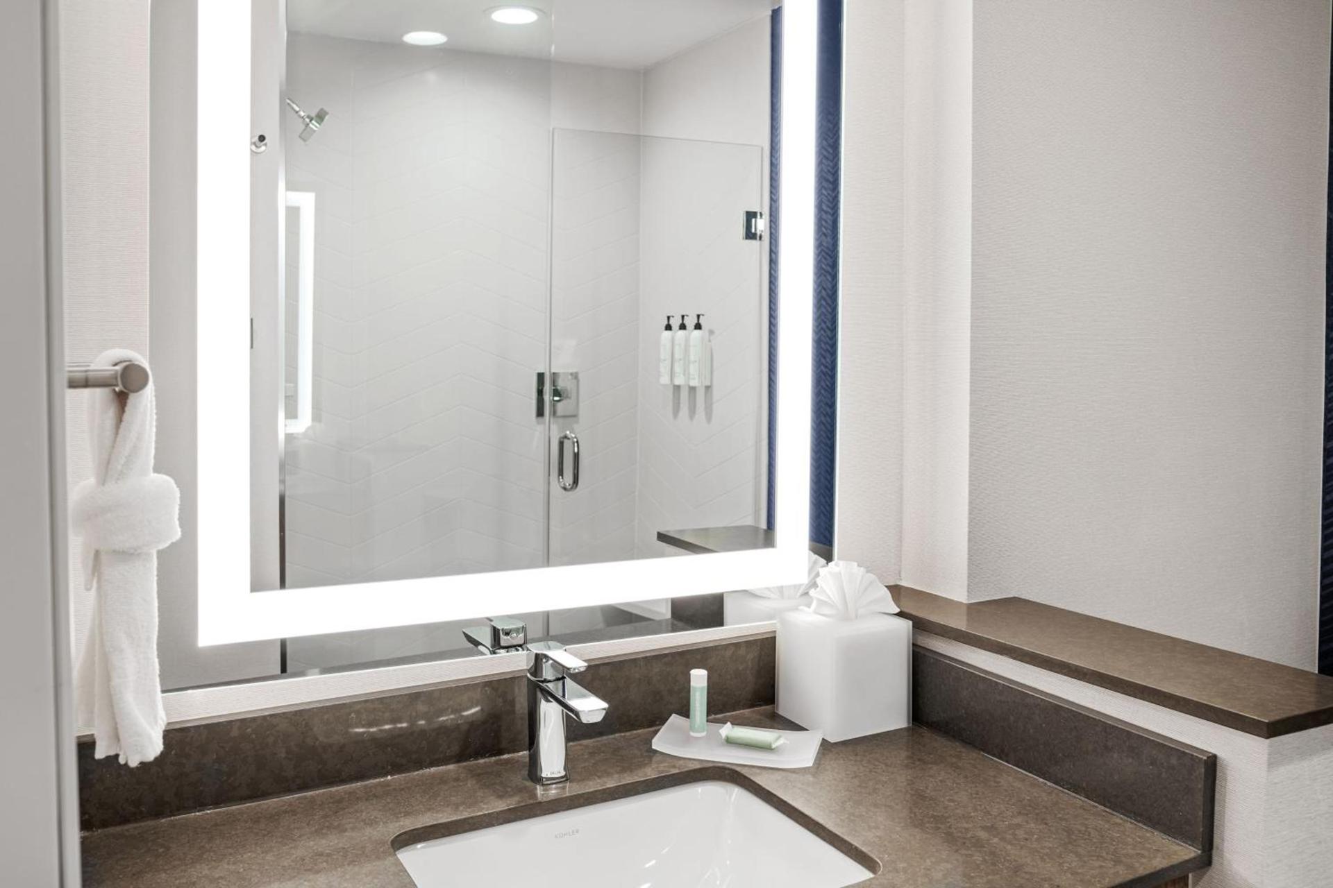 Fairfield Inn & Suites Austin Downtown photo 14