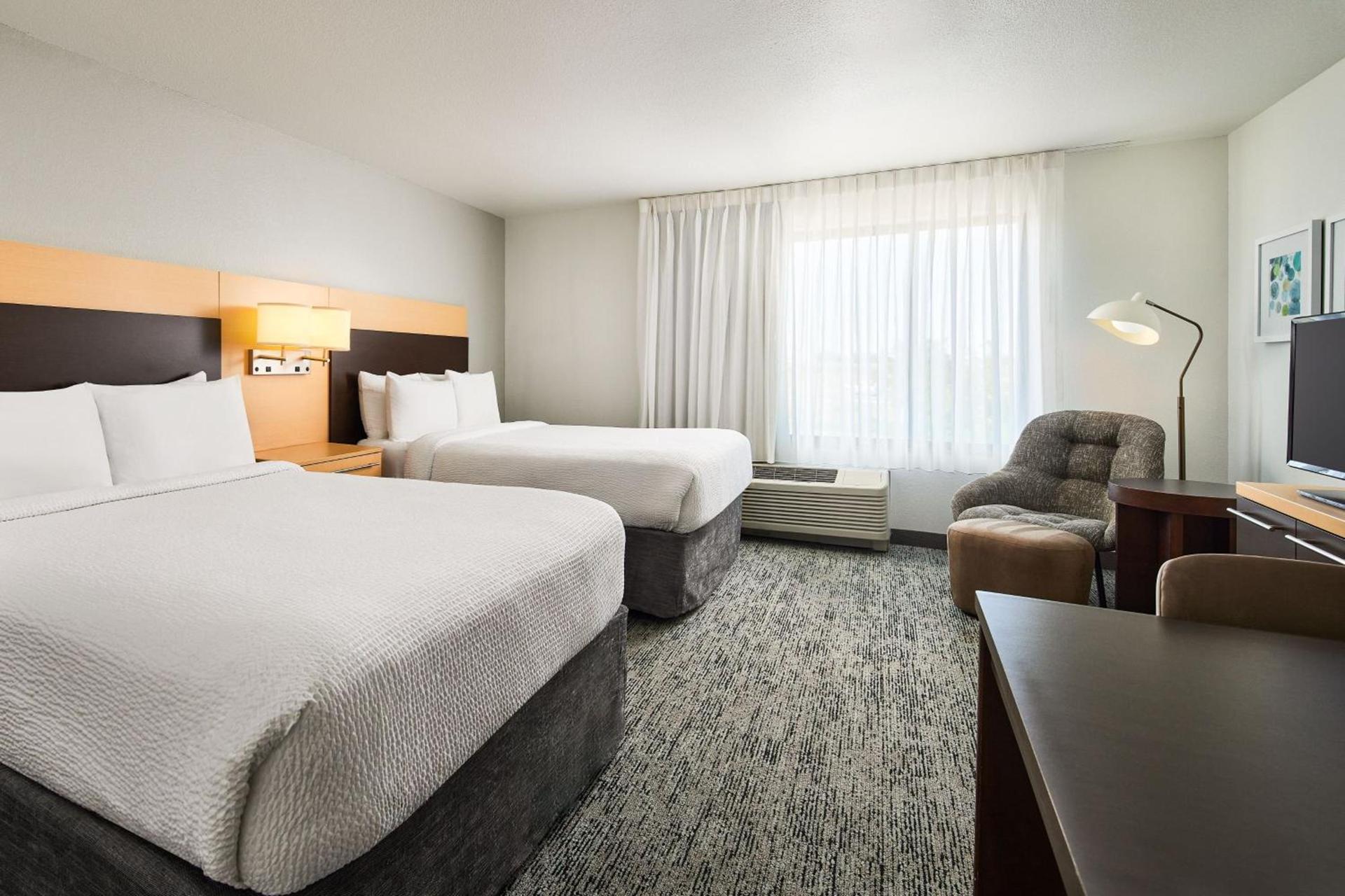 TownePlace Suites by Marriott Garden City photo 6