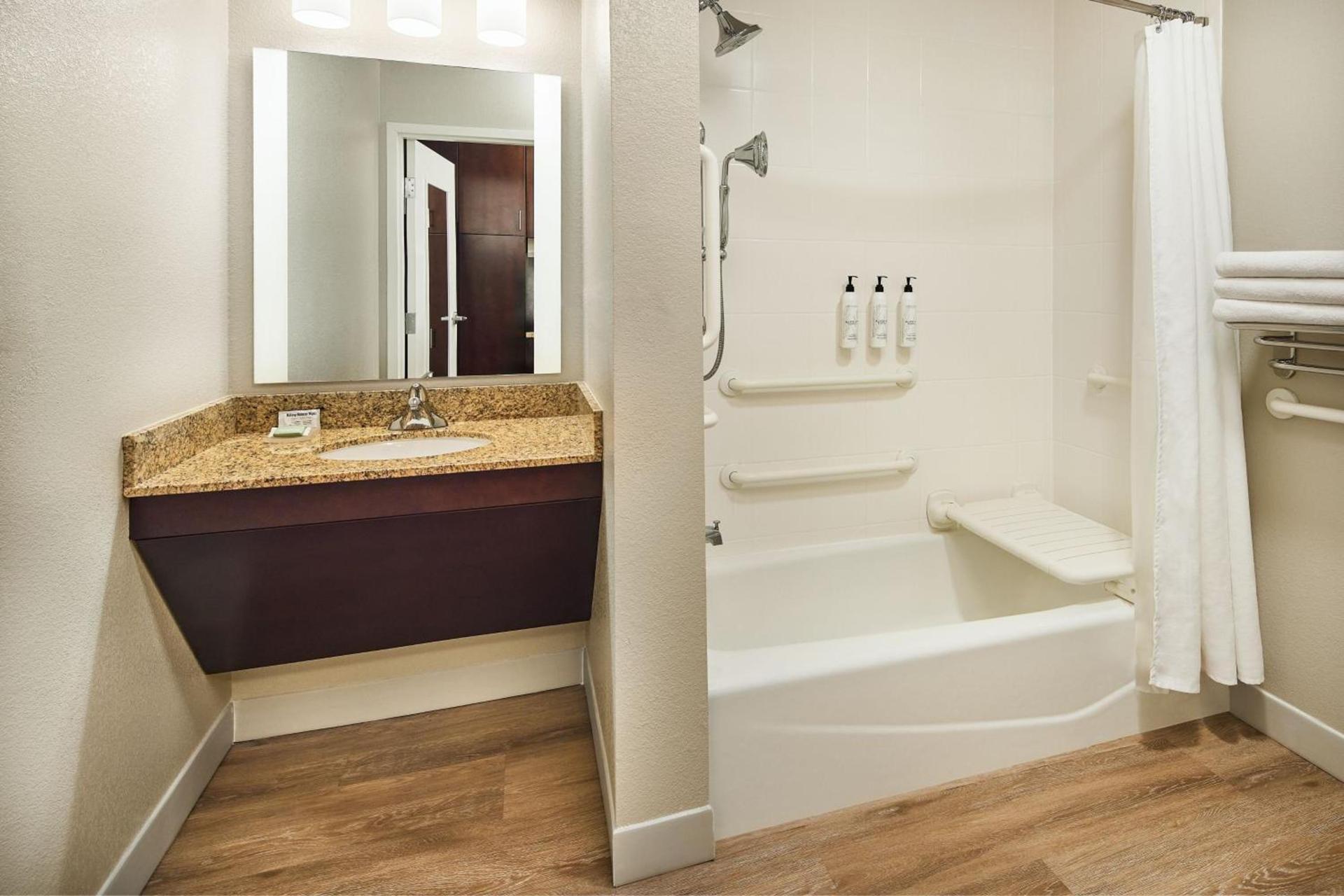 TownePlace Suites by Marriott Garden City photo 22