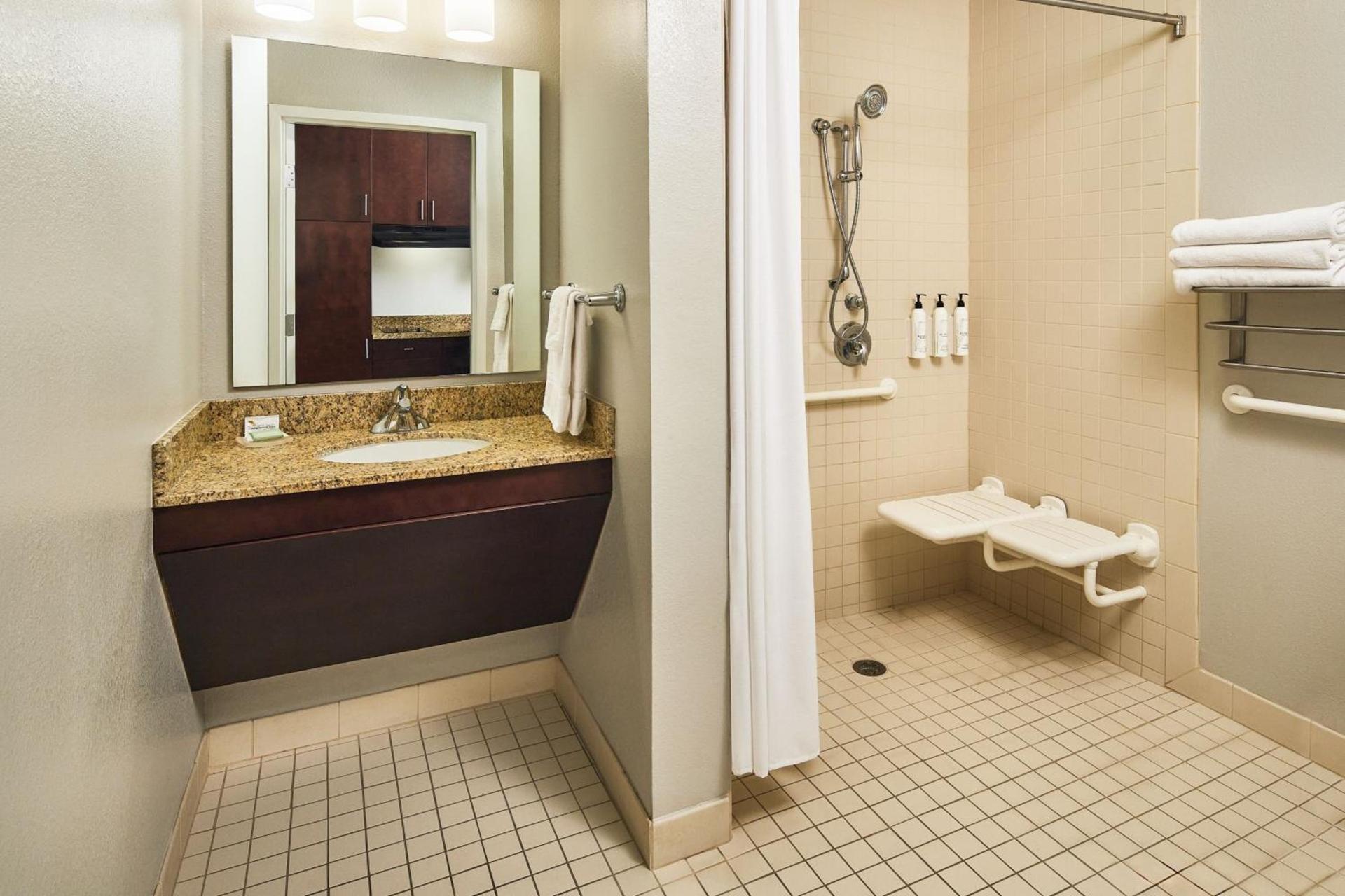 TownePlace Suites by Marriott Garden City photo 23