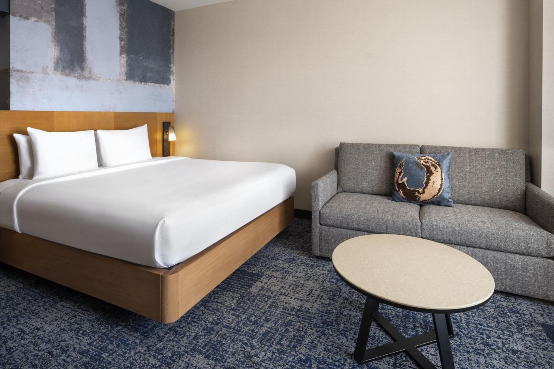 Courtyard by Marriott Los Angeles L.A. LIVE photo 12