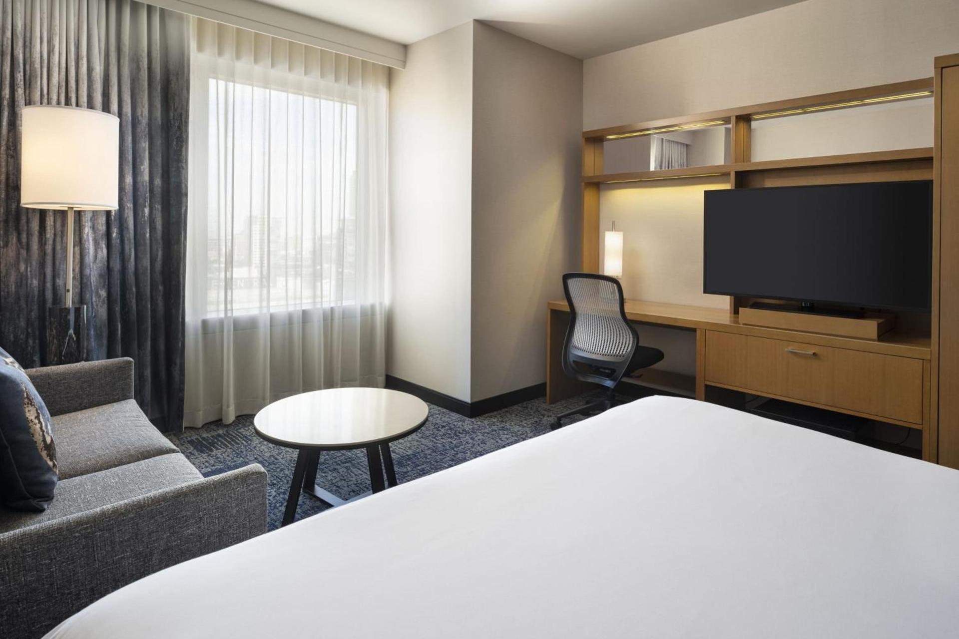 Courtyard by Marriott Los Angeles L.A. LIVE photo 13