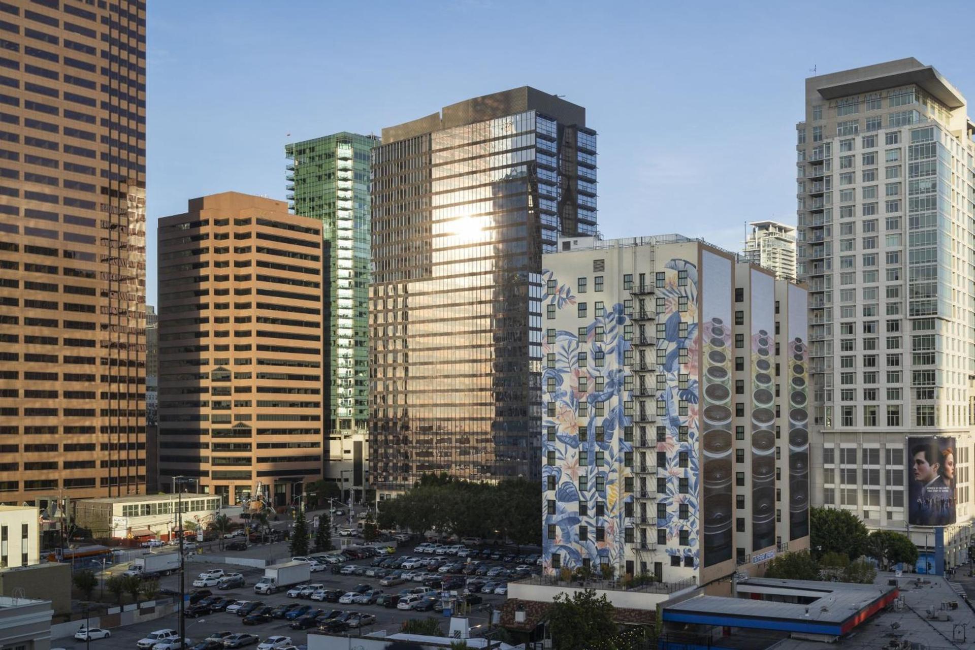 Courtyard by Marriott Los Angeles L.A. LIVE photo 23