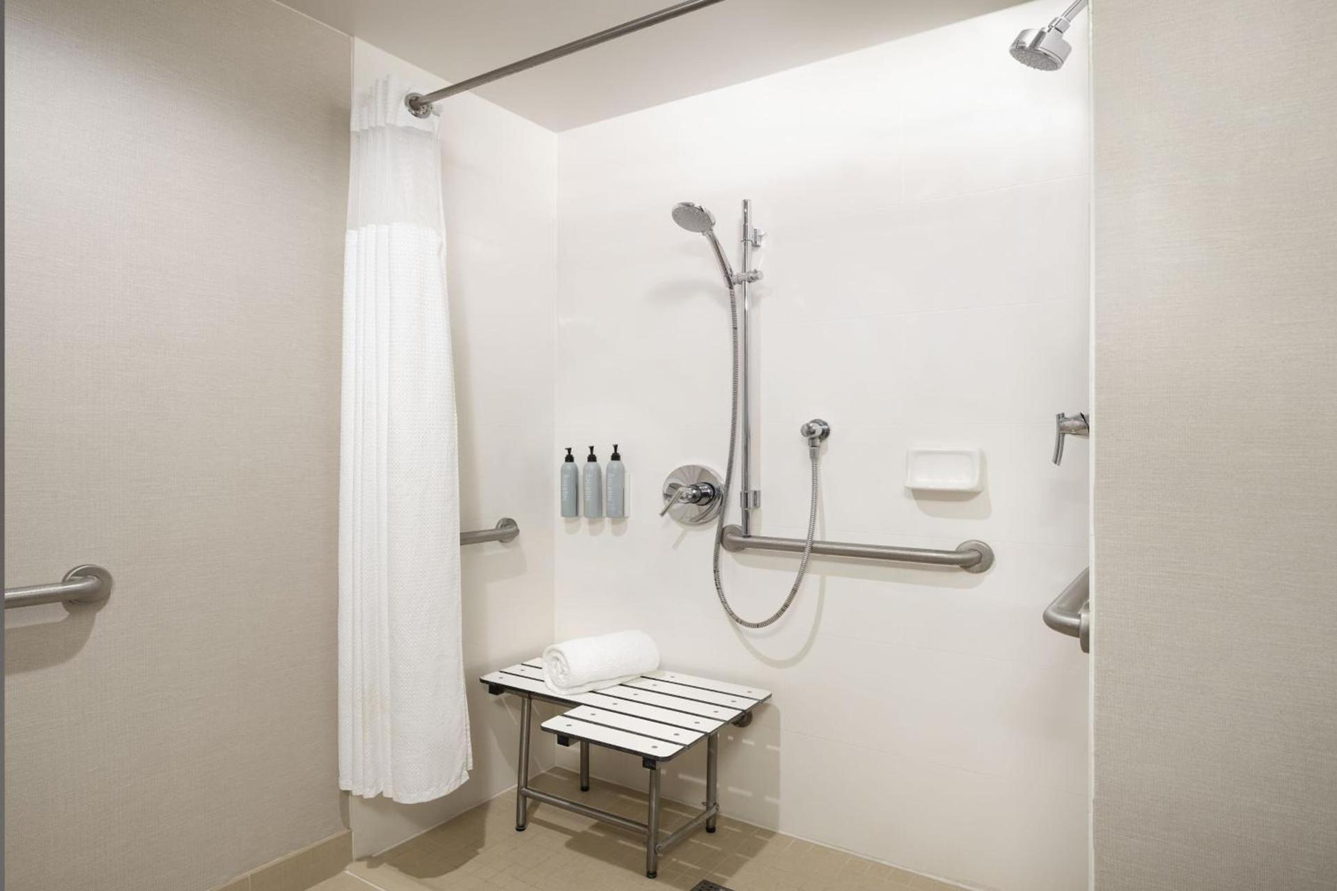 Courtyard by Marriott Los Angeles L.A. LIVE photo 26