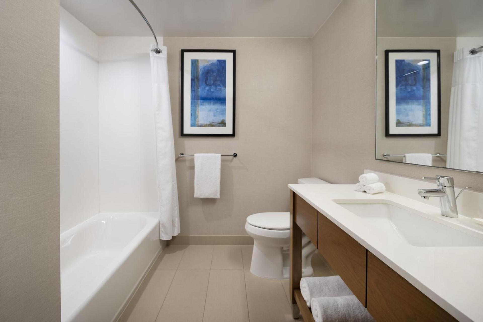 Courtyard by Marriott Los Angeles L.A. LIVE photo 27