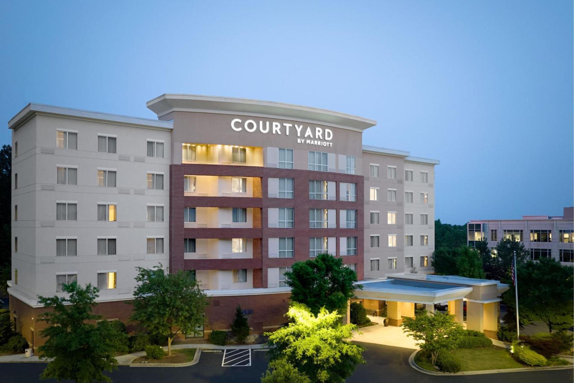 Courtyard by Marriott Atlanta NE/Duluth Sugarloaf photo 1