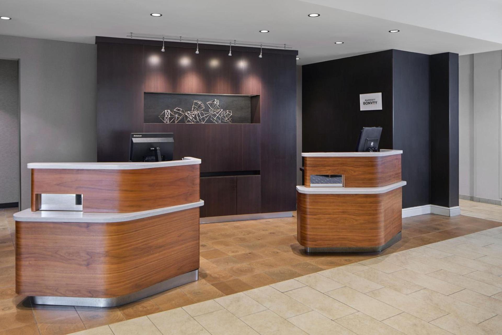 Courtyard by Marriott Atlanta NE/Duluth Sugarloaf photo 2