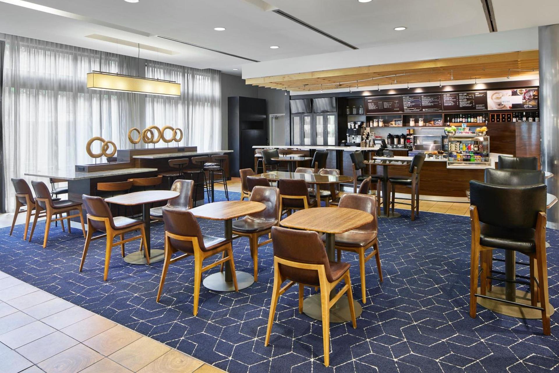 Courtyard by Marriott Atlanta NE/Duluth Sugarloaf photo 25