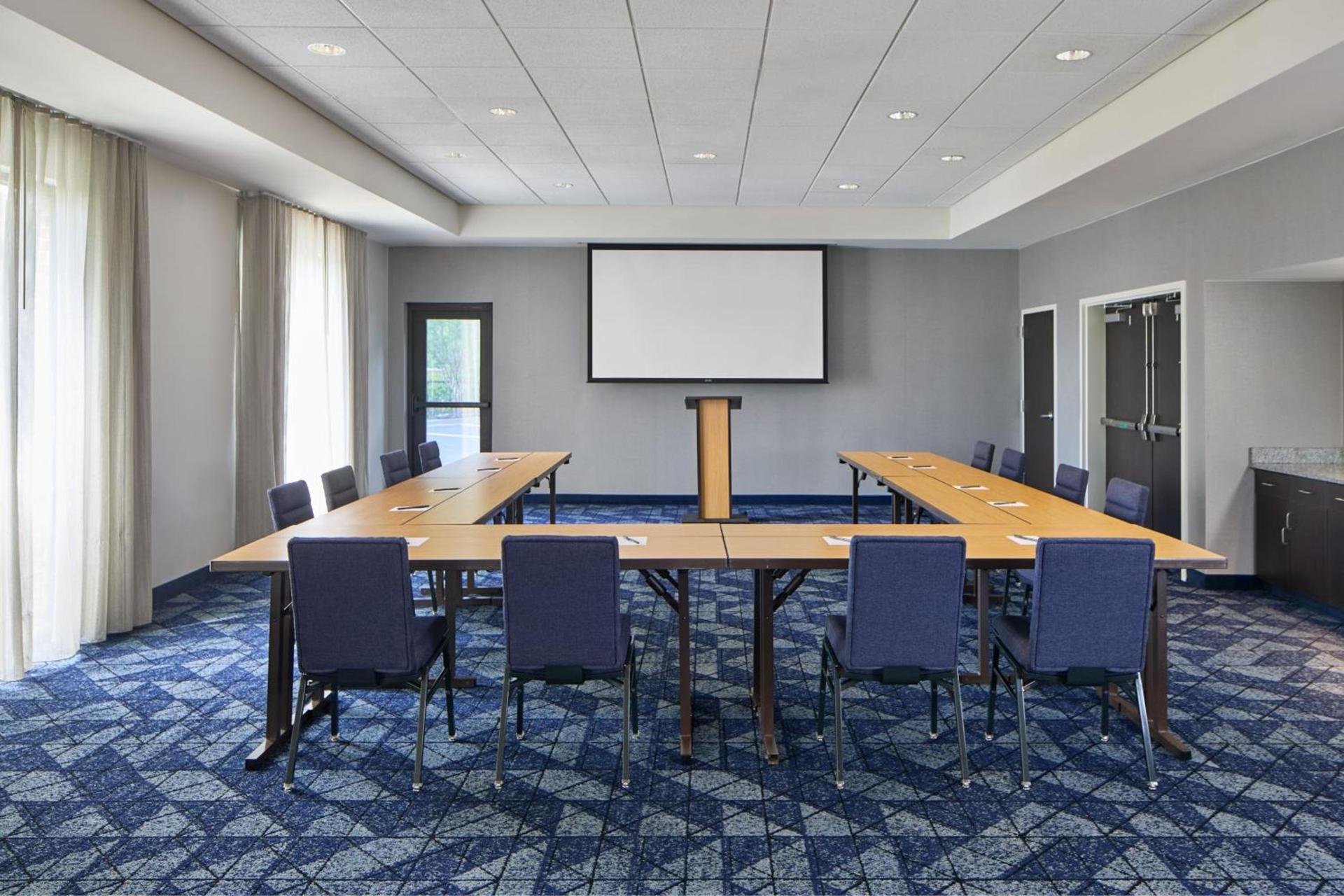 Courtyard by Marriott Atlanta NE/Duluth Sugarloaf photo 34