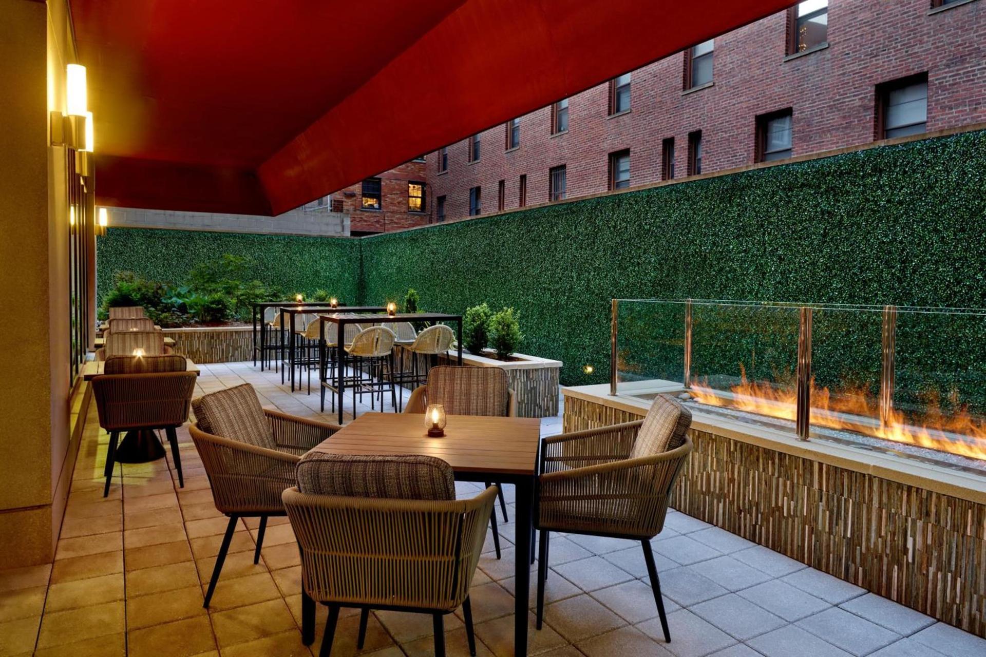 Courtyard by Marriott Washington, D.C./Foggy Bottom photo 30