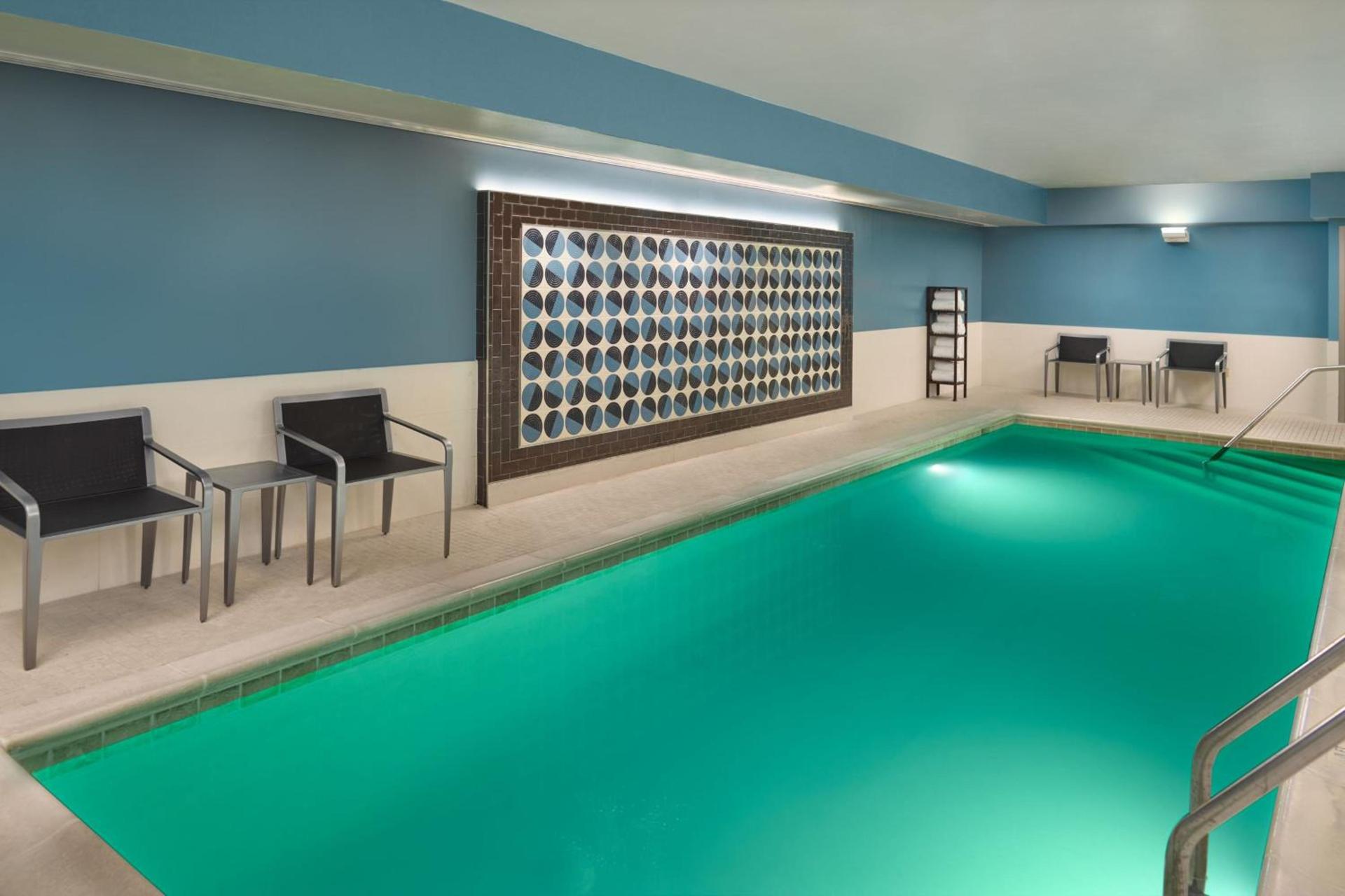 Courtyard by Marriott Washington, D.C./Foggy Bottom photo 40