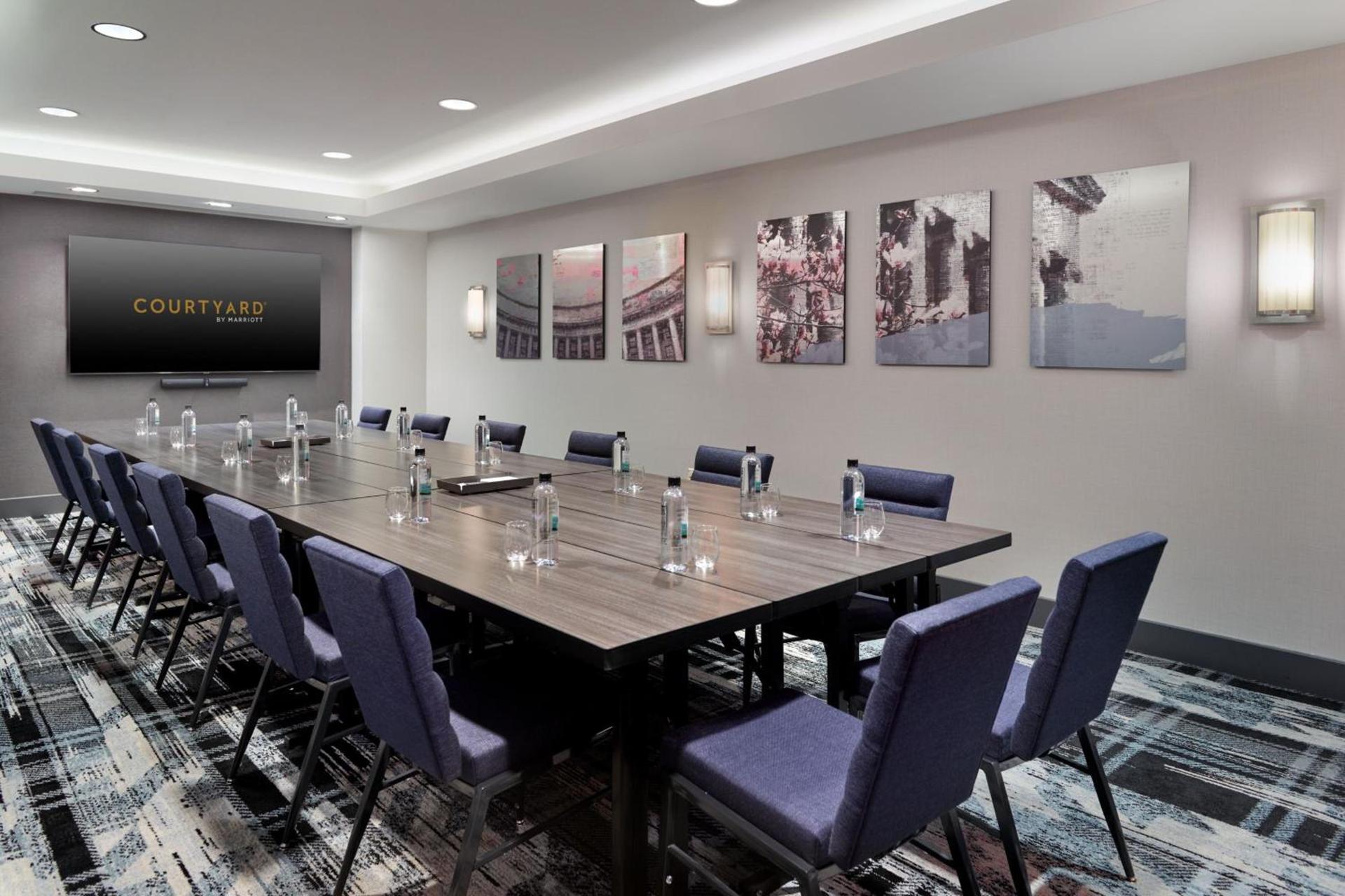Courtyard by Marriott Washington, D.C./Foggy Bottom photo 43