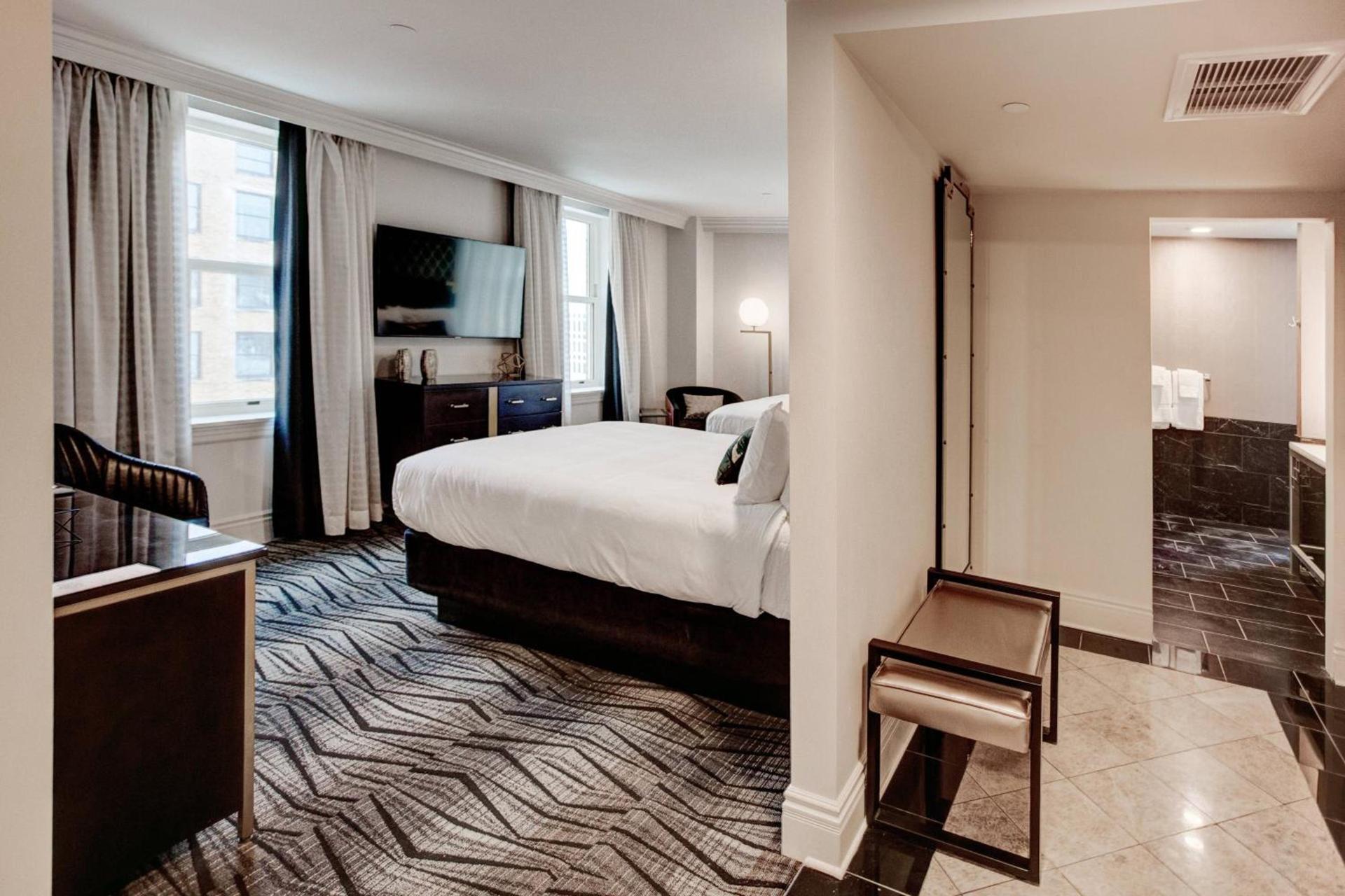 The Warrior Hotel, Autograph Collection photo 3