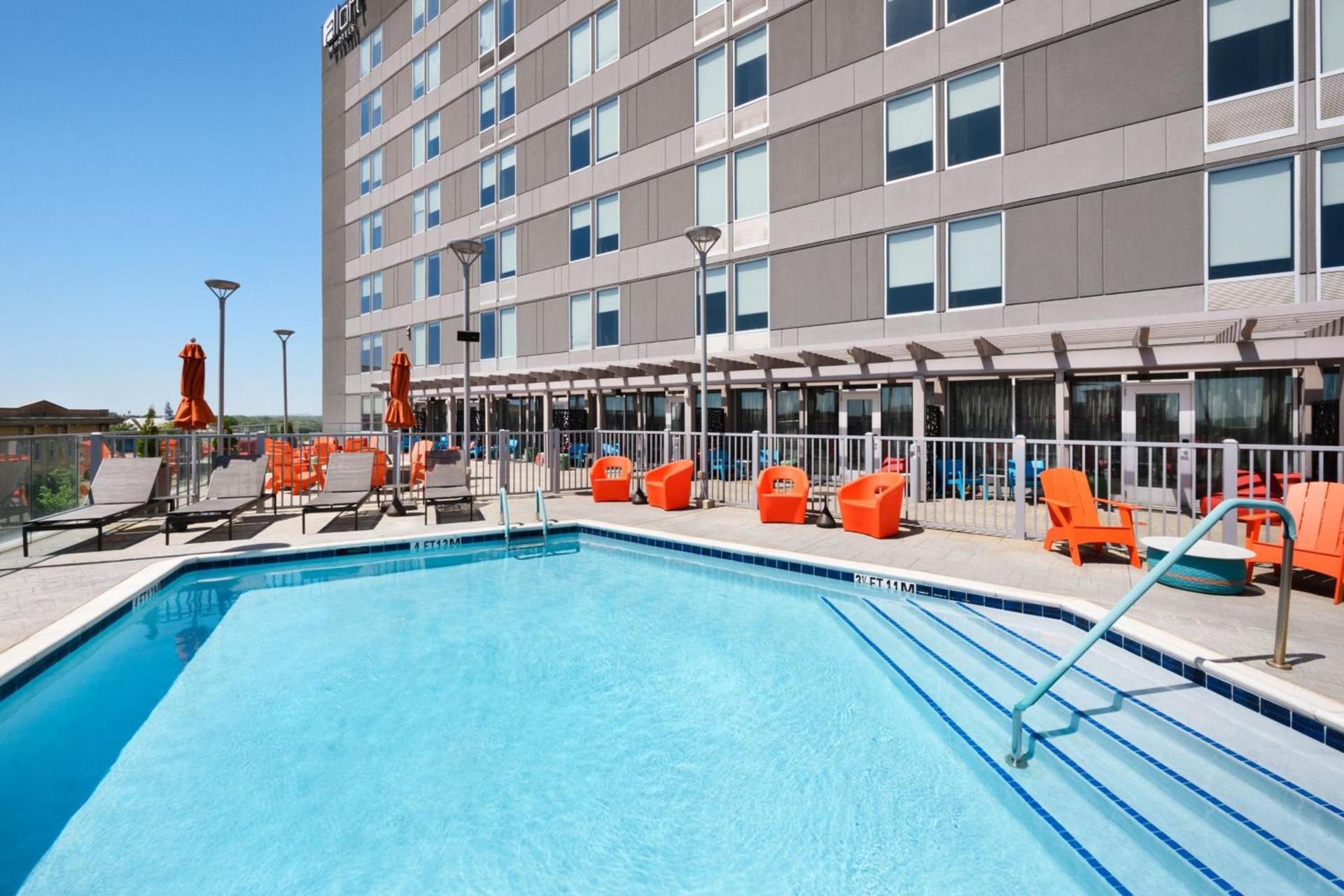 Aloft by Marriott Greenville Downtown photo 37